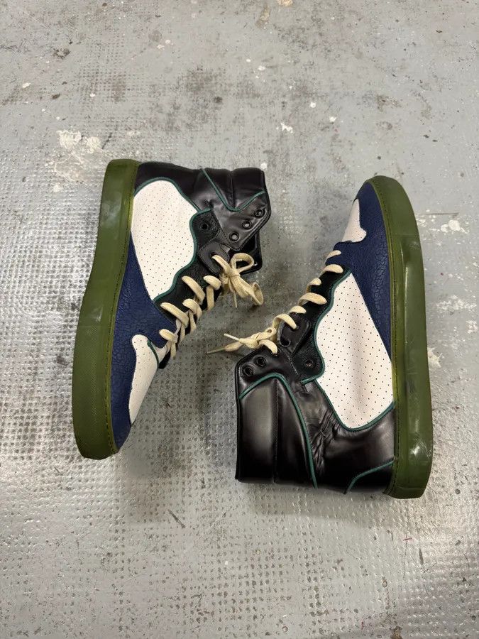 Balenciaga Balenciaga City Navy & White High Sneakers Size US 11 / EU 44 - 2 Thumbnail