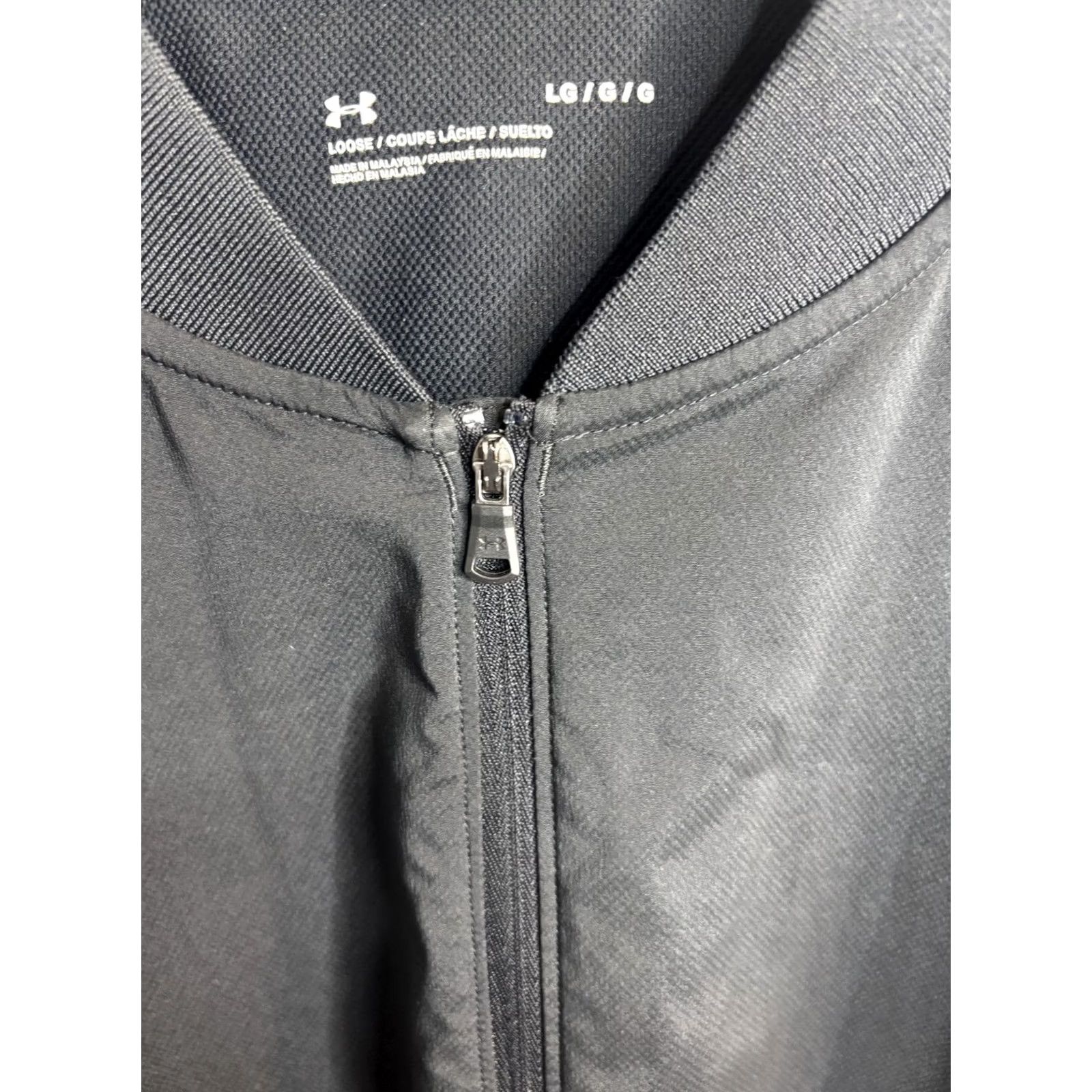 Under Armour Under Armour Jacket Mens Large Black Full Zip Lightweight Athletic Loose Fit Size US L / EU 52-54 / 3 - 3 Thumbnail