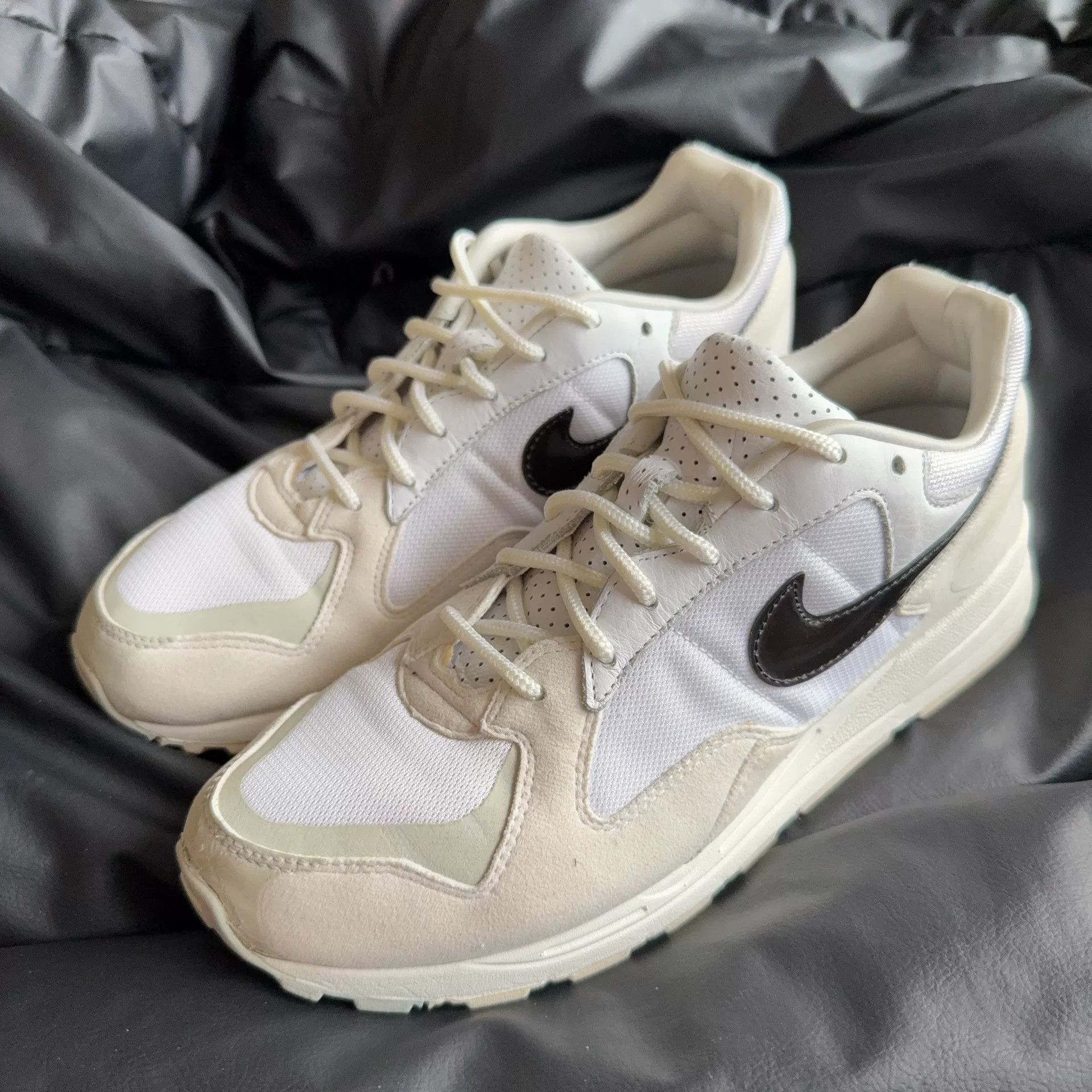 Fear of God Fear of God Retro Gray Lowtop Sneakers 42 Men Size US 9 / EU 42 - 1 Thumbnail