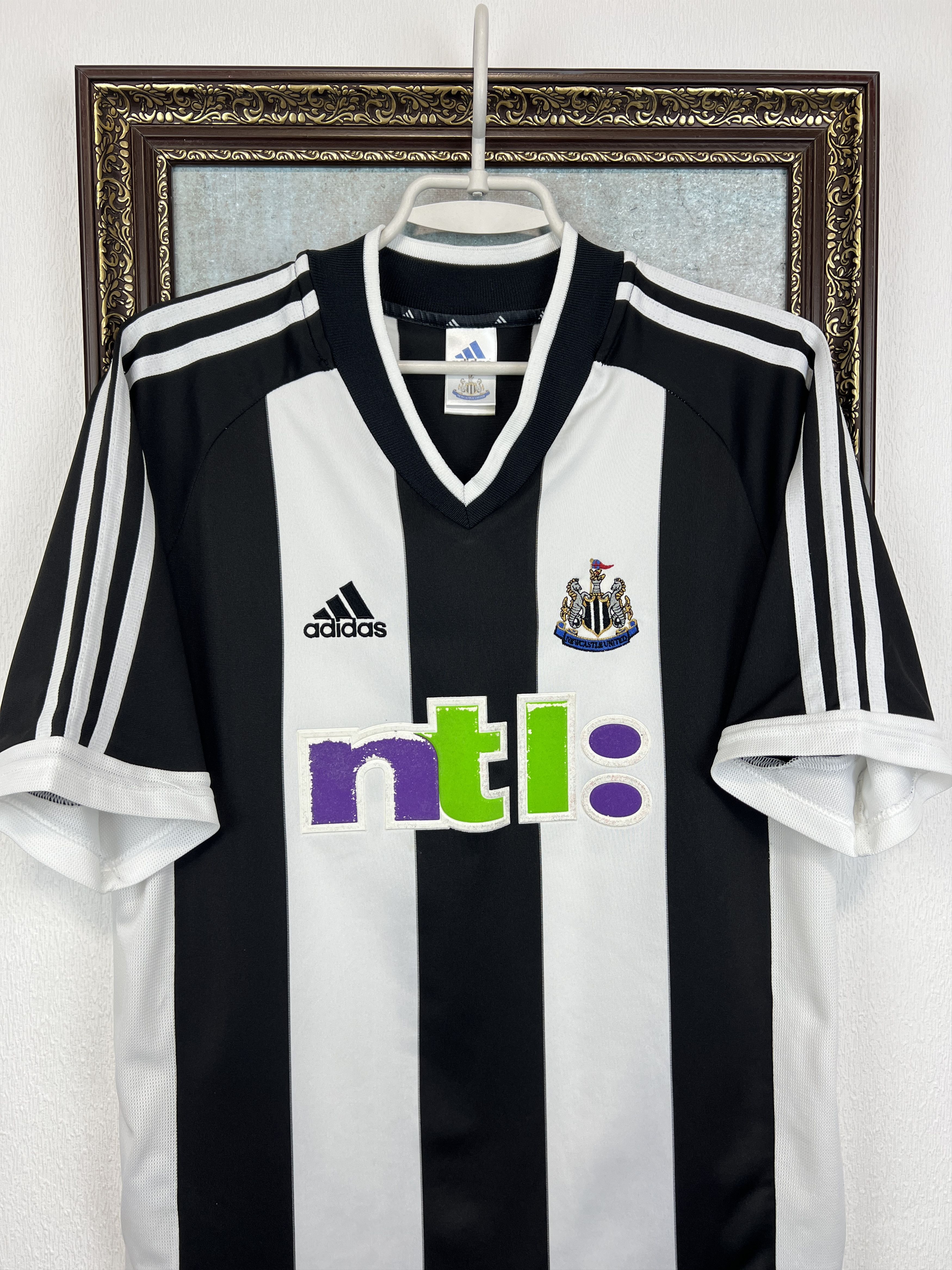 Adidas Newcastle United Home football shirt Soccer Jersey Trikot Size US M / EU 48-50 / 2 - 2 Thumbnail