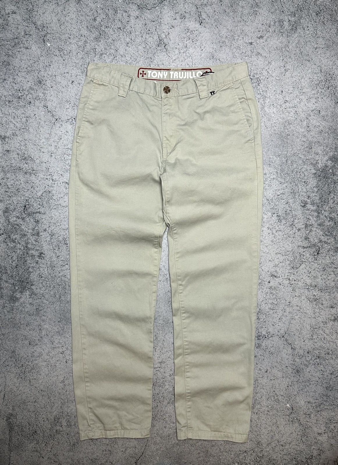 Independent Truck Co. × Vintage Vintage Independent Truck Company Chino Pants Size US 33 - 1 Thumbnail