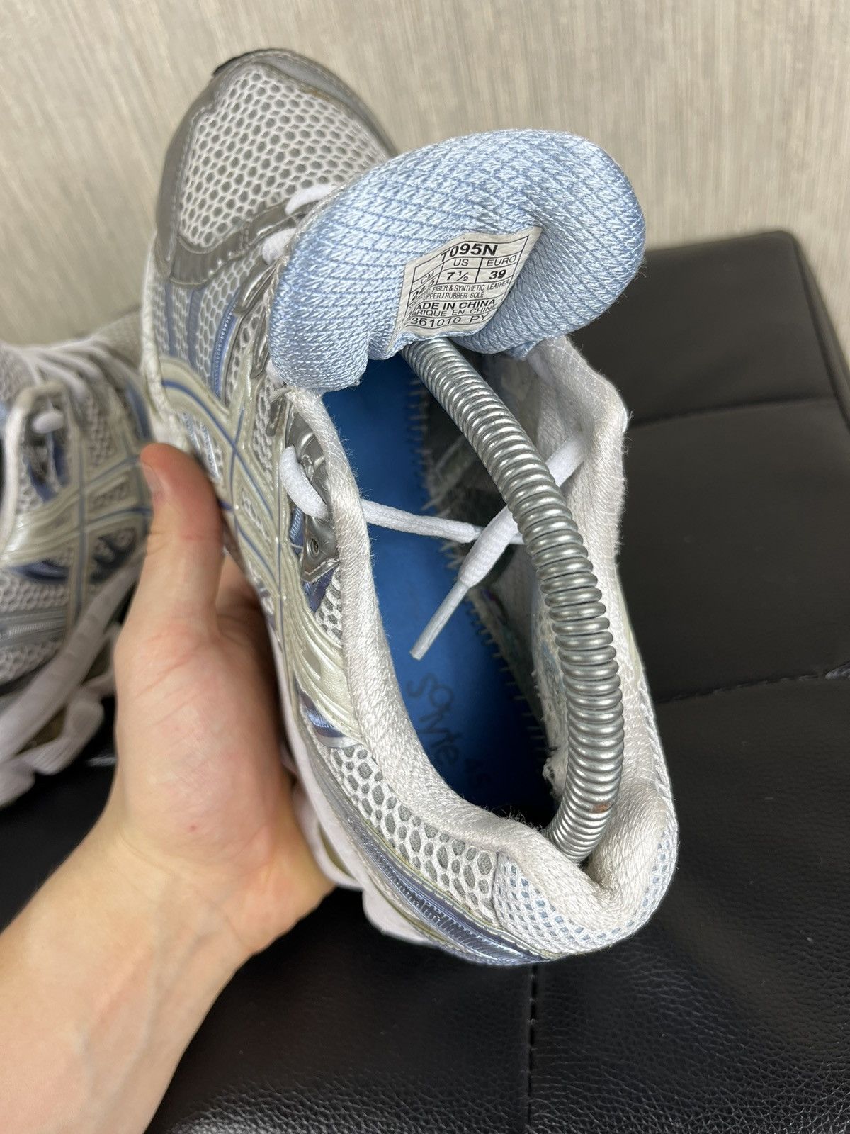 Vintage Asics gel nimbus 12 silver blue mesh sneakers shoes