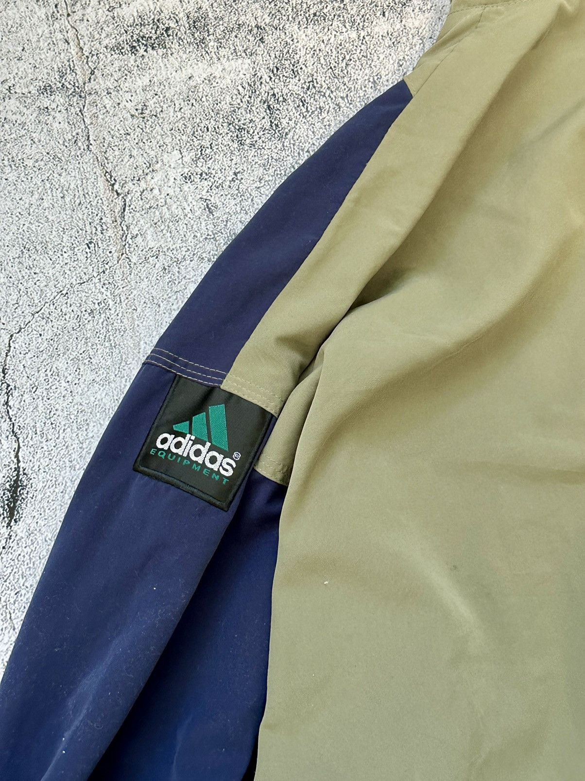 Adidas Vintage Adidas Equipment Double-Sided Jacket Big Logo E Size US L / EU 52-54 / 3 - 11 Thumbnail