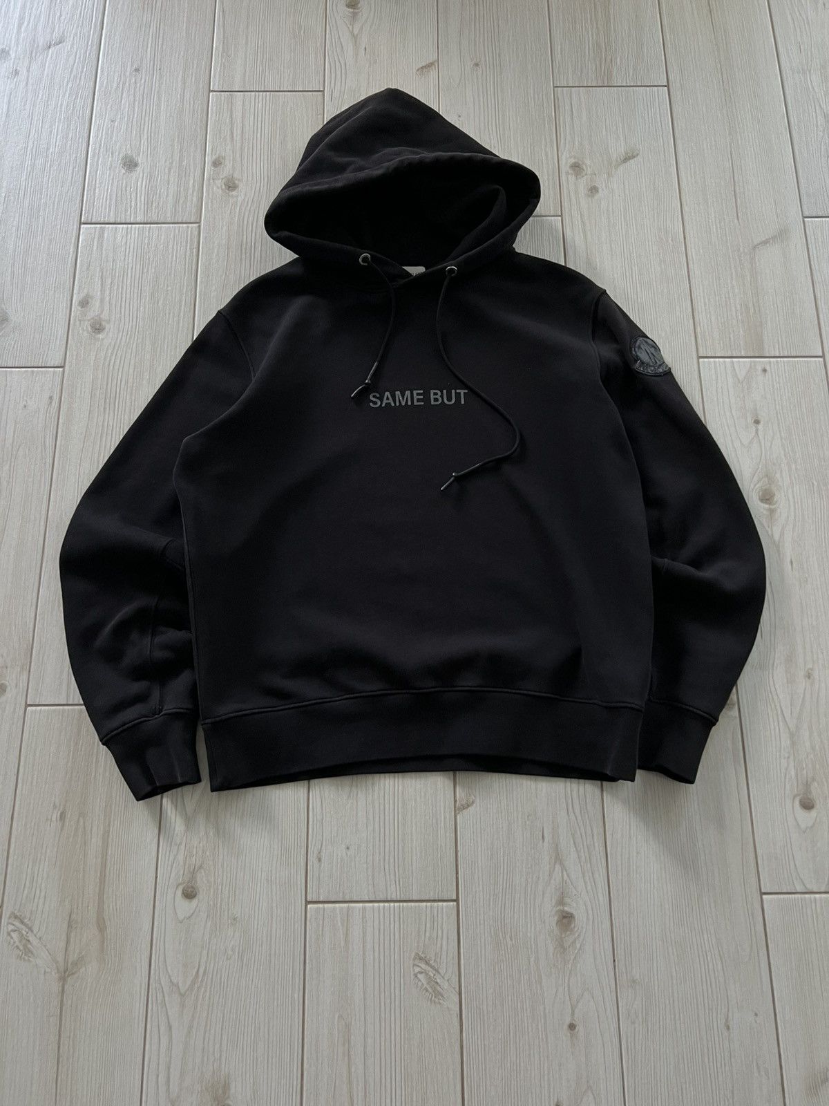 Moncler MONCLER Black Hoodie Same But Different Big Logo Patch Size US S / EU 44-46 / 1 - 2 Thumbnail