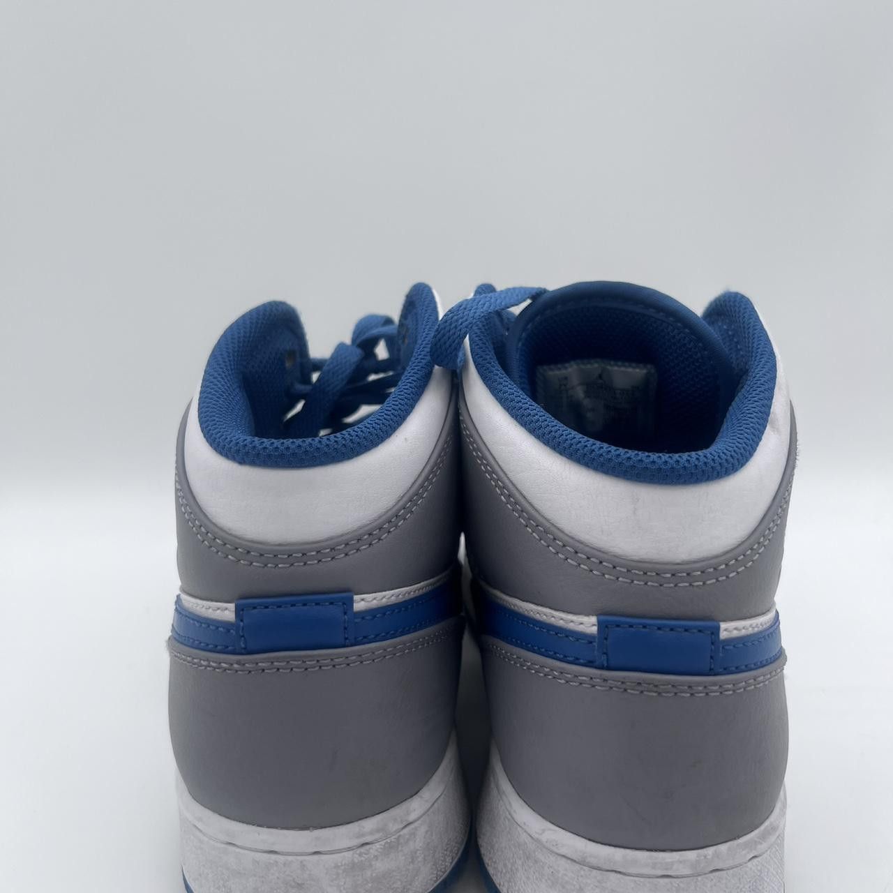 Jordan Brand Air Jordan 1 Mid GS ‘Cement True Blue’ Size 7 Size US 7 / EU 40 - 3 Thumbnail