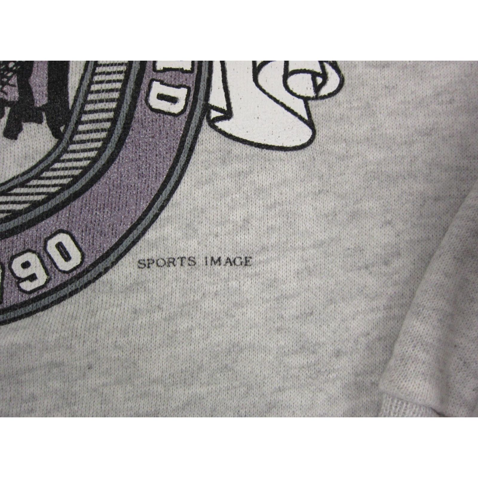 Hanes VINTAGE Hanes Sweatshirt Mens XL Gray Crew Neck Pullover 90s USA Made Cotton Fleece Logo Shirt Size US XL / EU 56 / 4 - 4 Thumbnail