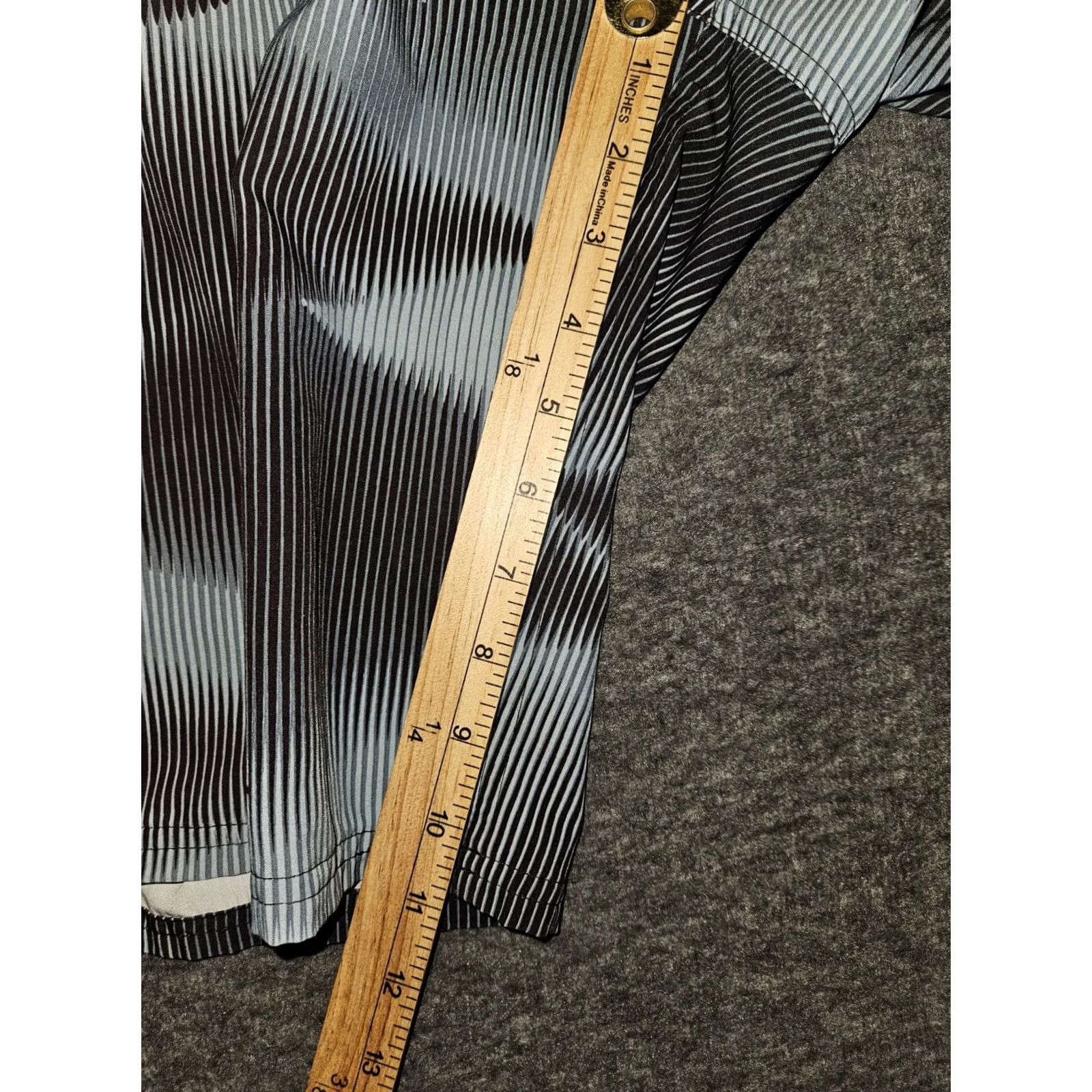 Nike Nike Swim Trunks Men's 36 Blue Black Tie Zip Pocket Beach Vacation Geometric Pattern Trunks Nike Beach Mens 36 Blue Size US 36 / EU 52 - 6 Thumbnail
