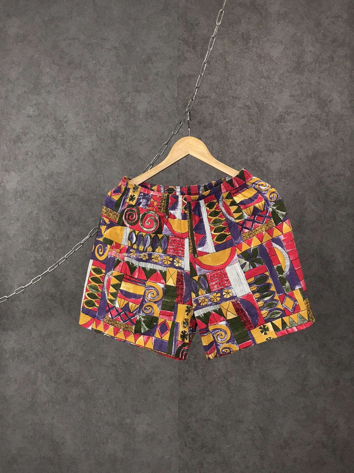 Vintage Hawaiian shorts Size US 30 / EU 46 - 1 Thumbnail