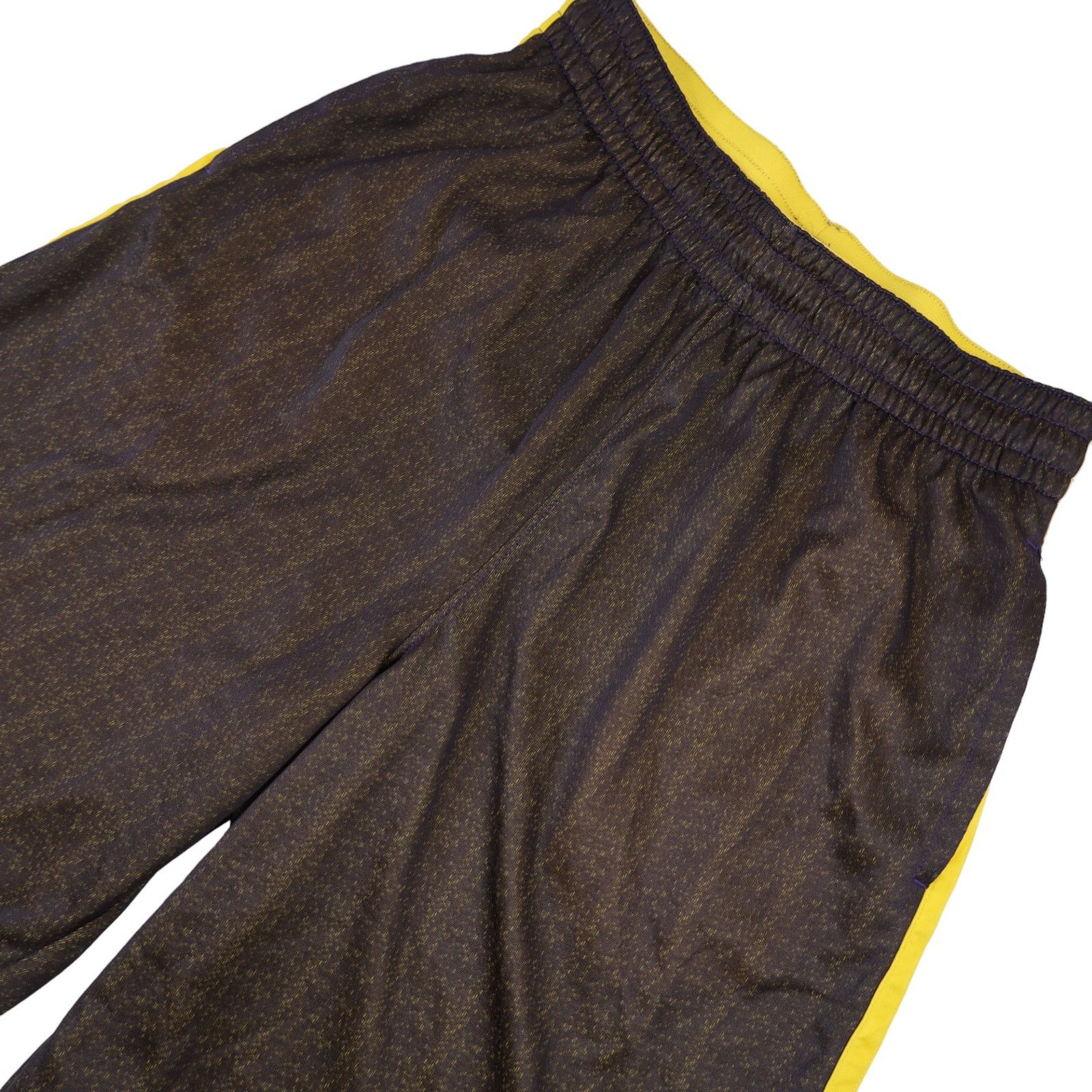 Nike × Vintage Vintage Nike Kobe Bryant Shield Logo Athletic Dri-fit Shorts Size US 30 / EU 46 - 2 Thumbnail