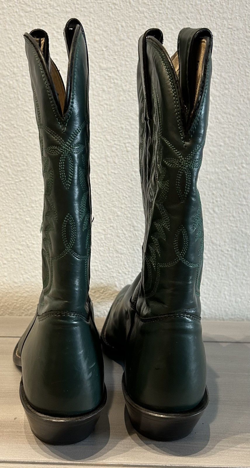 Tony Lama NWOT Tony Lama Forest/Emerald Green Cowboy Boots Size 9.5 Size US 9.5 / IT 39.5 - 4 Thumbnail