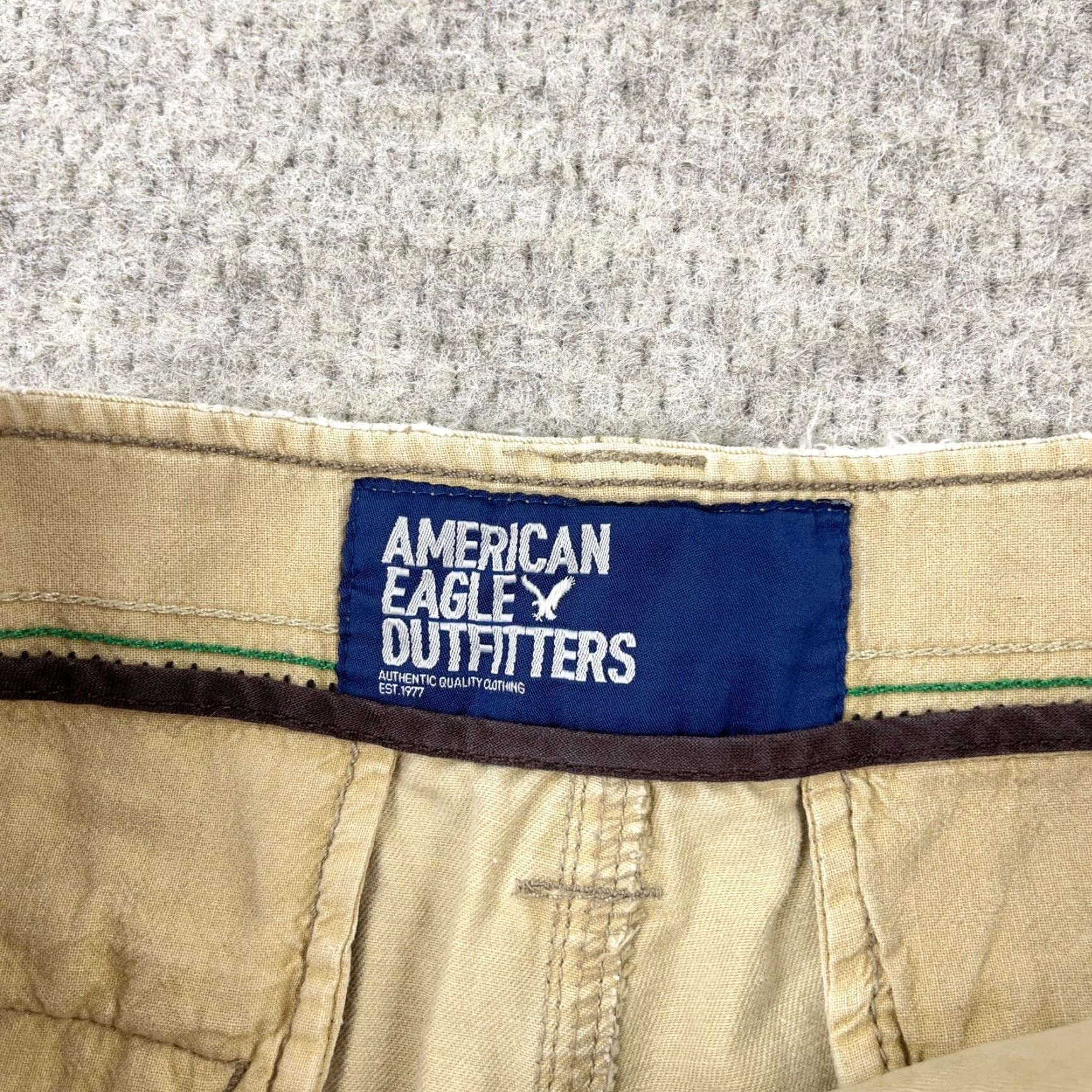 American Eagle Outfitters VINTAGE American Eagle Cargo Shorts Men 34 Brown Tan Canvas Casual 90s Hipster Baggy Cargo Pockets Mens Size US 34 / EU 50 - 4 Thumbnail