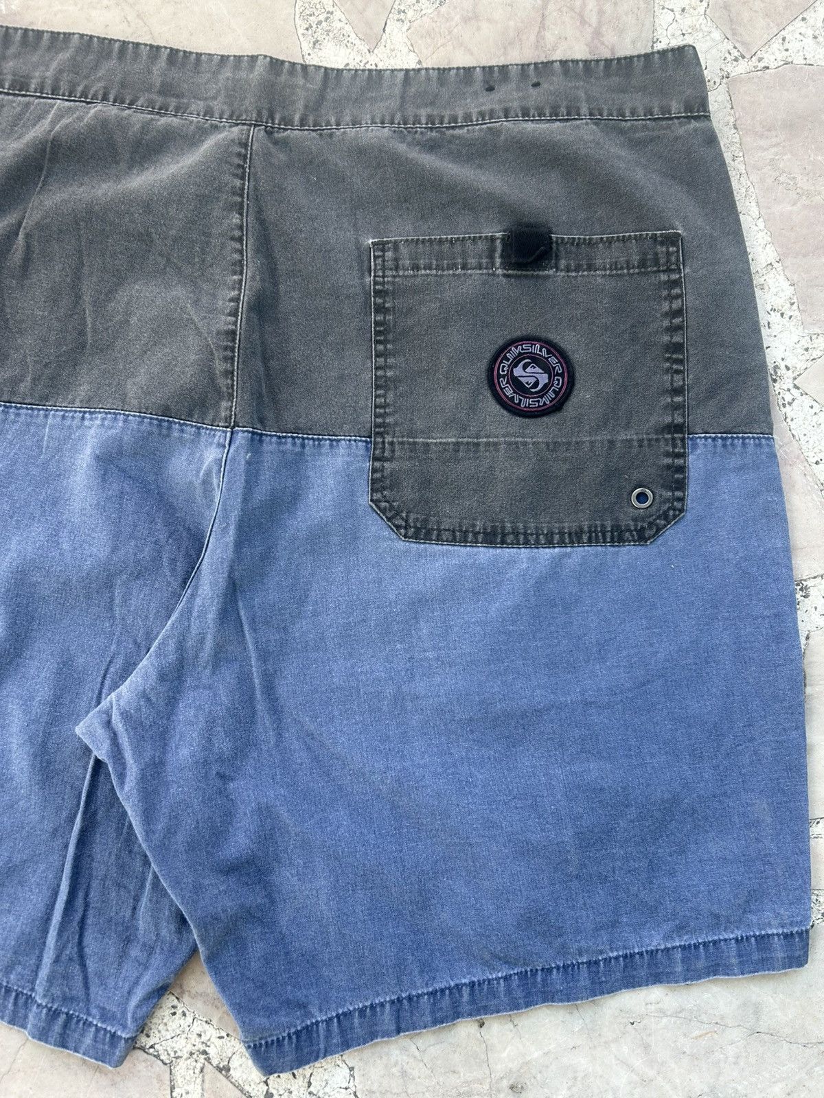 Quiksilver Quiksilver Blue Black Shorts Size US 39 - 11 Thumbnail