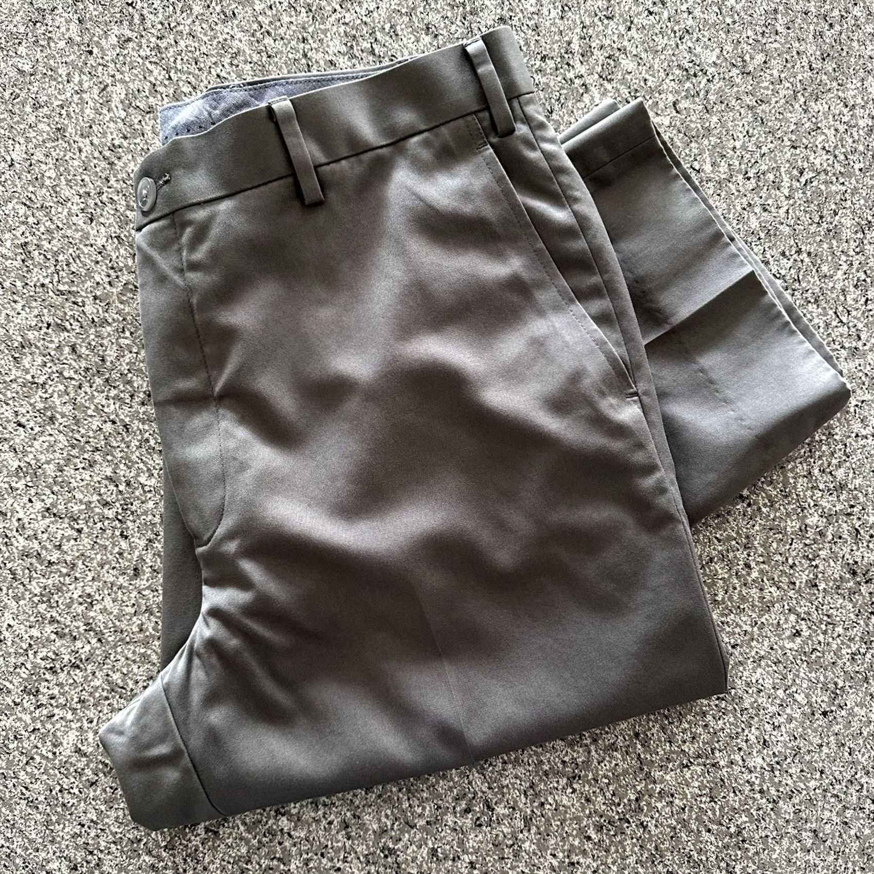 Hart Schaffner Marx Hart Schaffner Marx Pants 34x32 Flat Straight Khaki Gray Dress Pants Mens Regular Cotton Front Flat Chino Style Dress Pants Mens Size US 34 / EU 50 - 2 Thumbnail