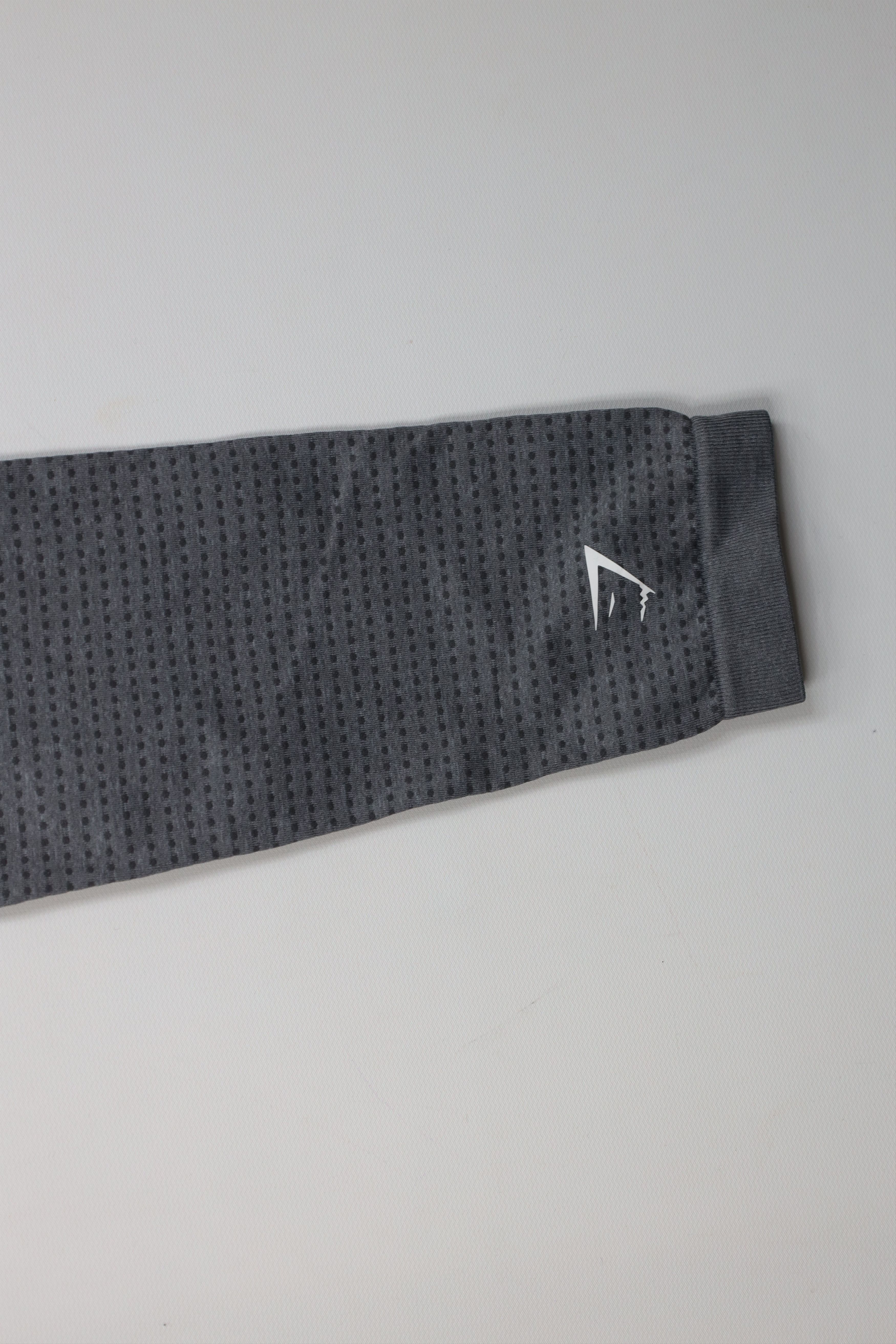 Gymshark Gymshark Gym Yoga Running Workout Leggings Pants Gray Size 23" - 11 Thumbnail