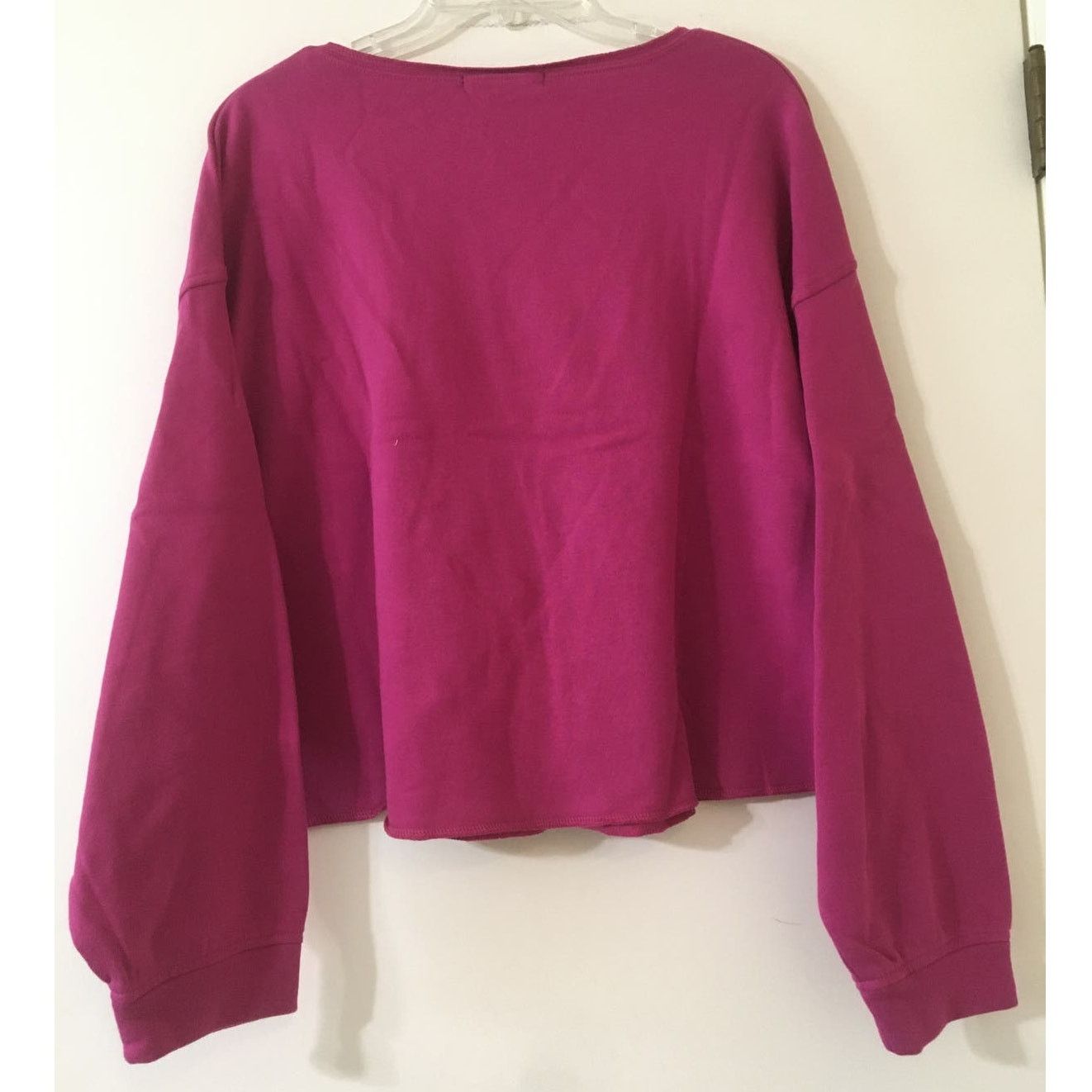 Sanctuary NWT Sanctuary XS Cropped Oversized Fuchsia Pink Sweatshirt Size XS / US 0-2 / IT 36-38 - 4 Thumbnail