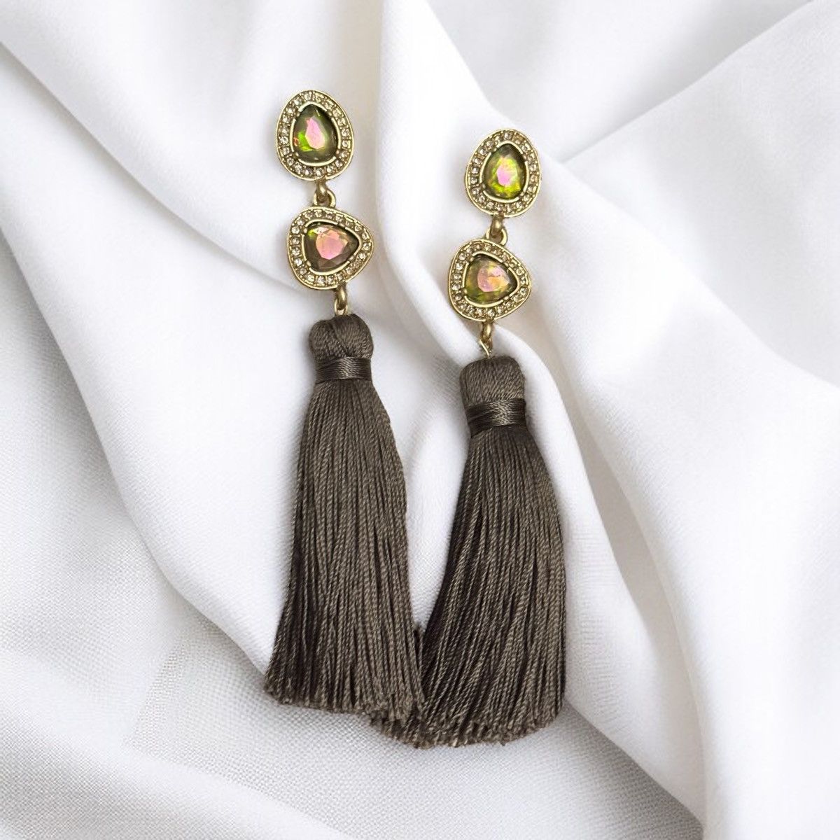 Other Laborite gray tassel dangle earrings Size ONE SIZE - 1 Thumbnail