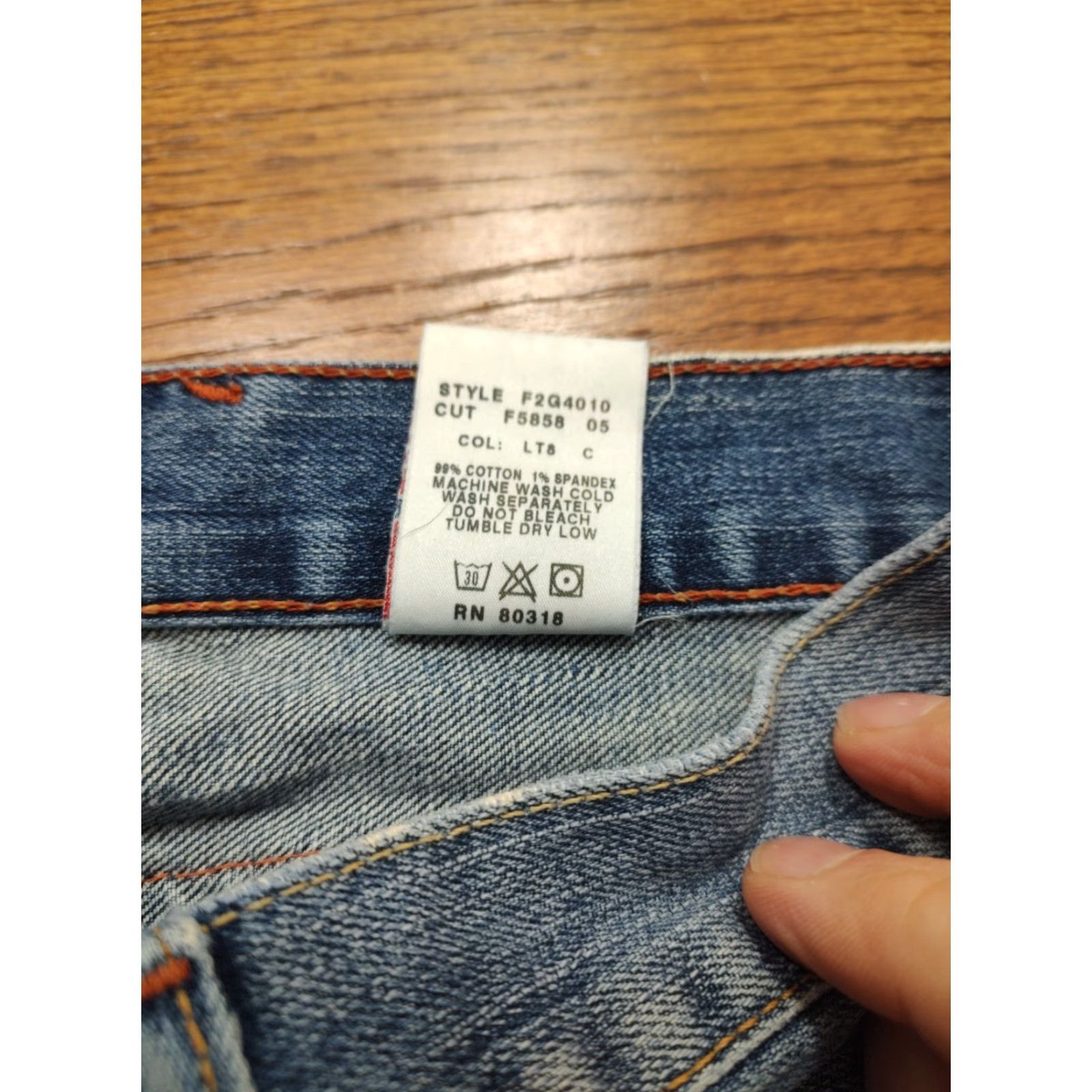 J Brand VINTAGE Lucky Brand by Gene Montesano Jeans Womens 0 X 30 In Light Blue Candy Cuffed Cropped Button Fly 5-Pocket Denim Bohemian Flower USA Size ONE SIZE - 7 Thumbnail