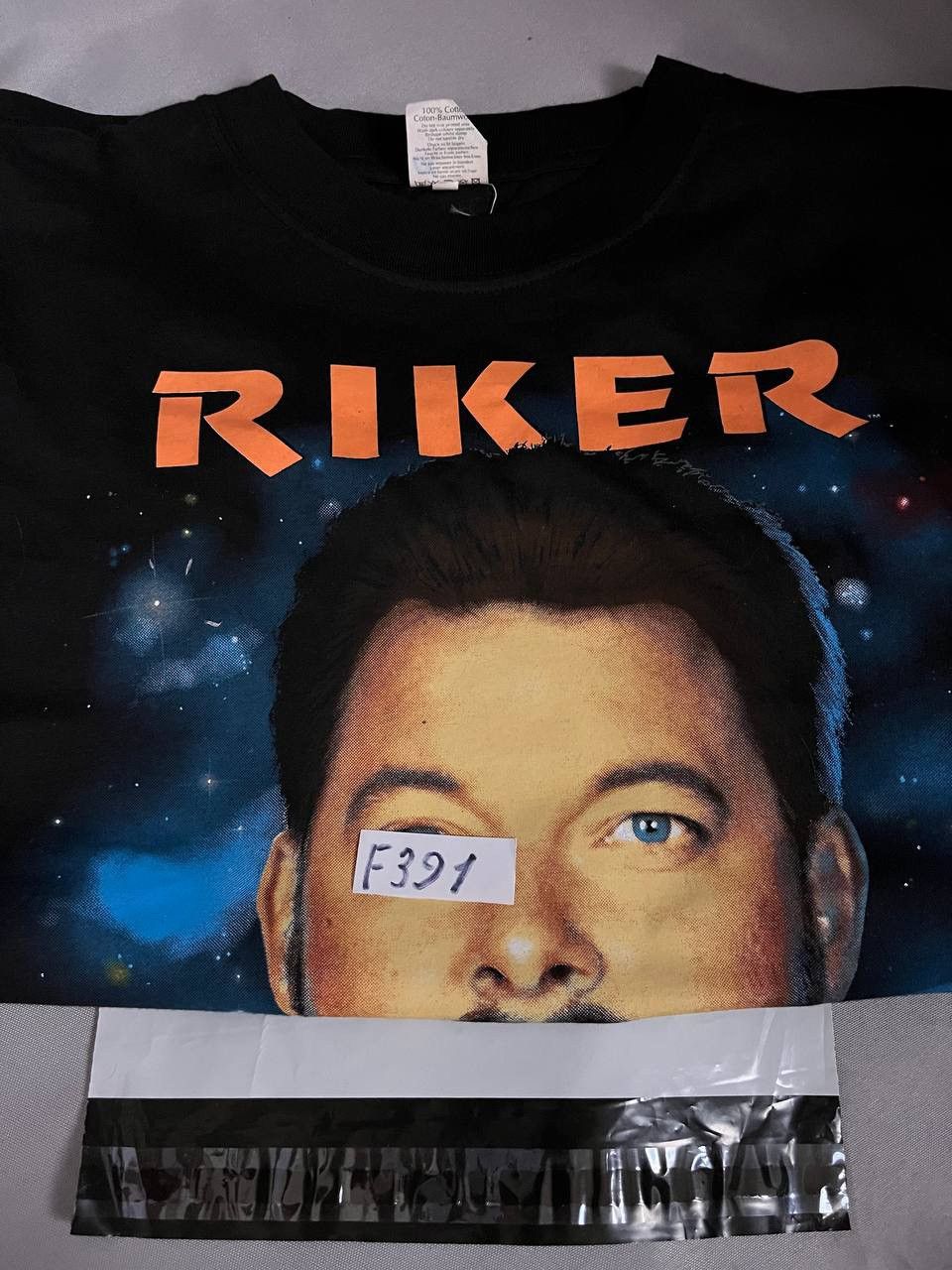 Vintage Star Trek Movie Tee T Shirt Vintage Riker Black 1990s Size US L / EU 52-54 / 3 - 13 Thumbnail