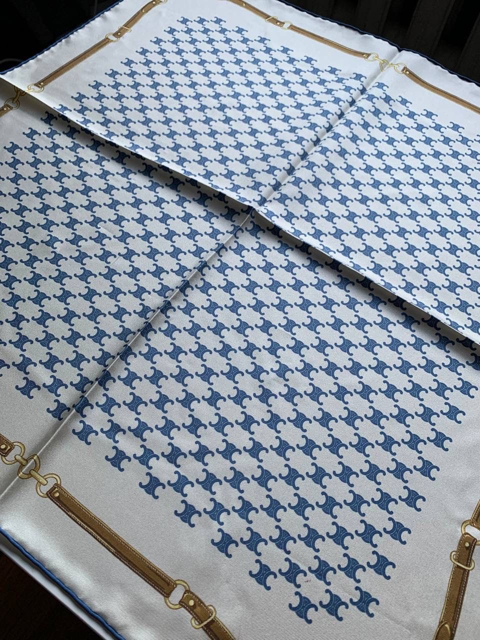 Celine CELINE BANDANA TRIOMPHE IN HERITAGE SILK TWILL NEW Size ONE SIZE - 10 Thumbnail