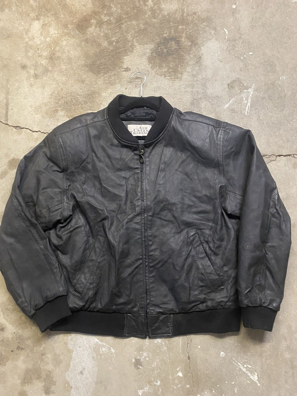 Other Leather bomber jacket paired with free Burberry scarf Size US XL / EU 56 / 4 - 2 Thumbnail