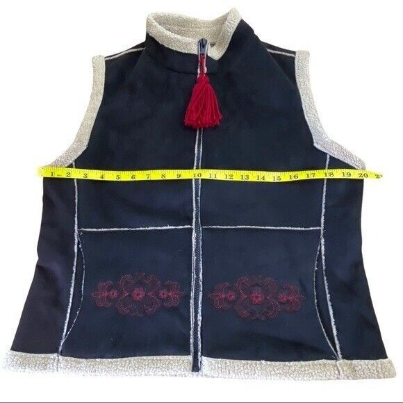 Other Tasha Polizzi Black Faux Suede Sherpa Lined Vest Embroidered Size S / US 4 / IT 40 - 10 Thumbnail