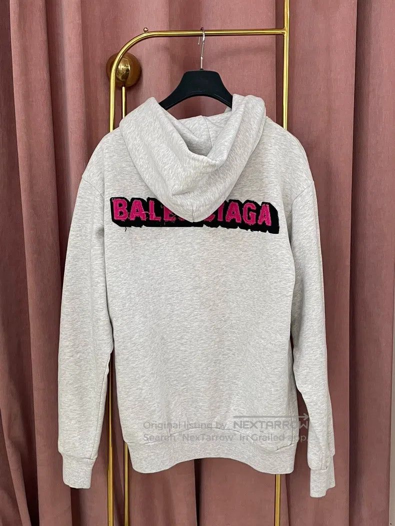 Balenciaga Balenciaga Hooded sweater with printed letters Logo on the Size US M / EU 48-50 / 2 - 1 Thumbnail