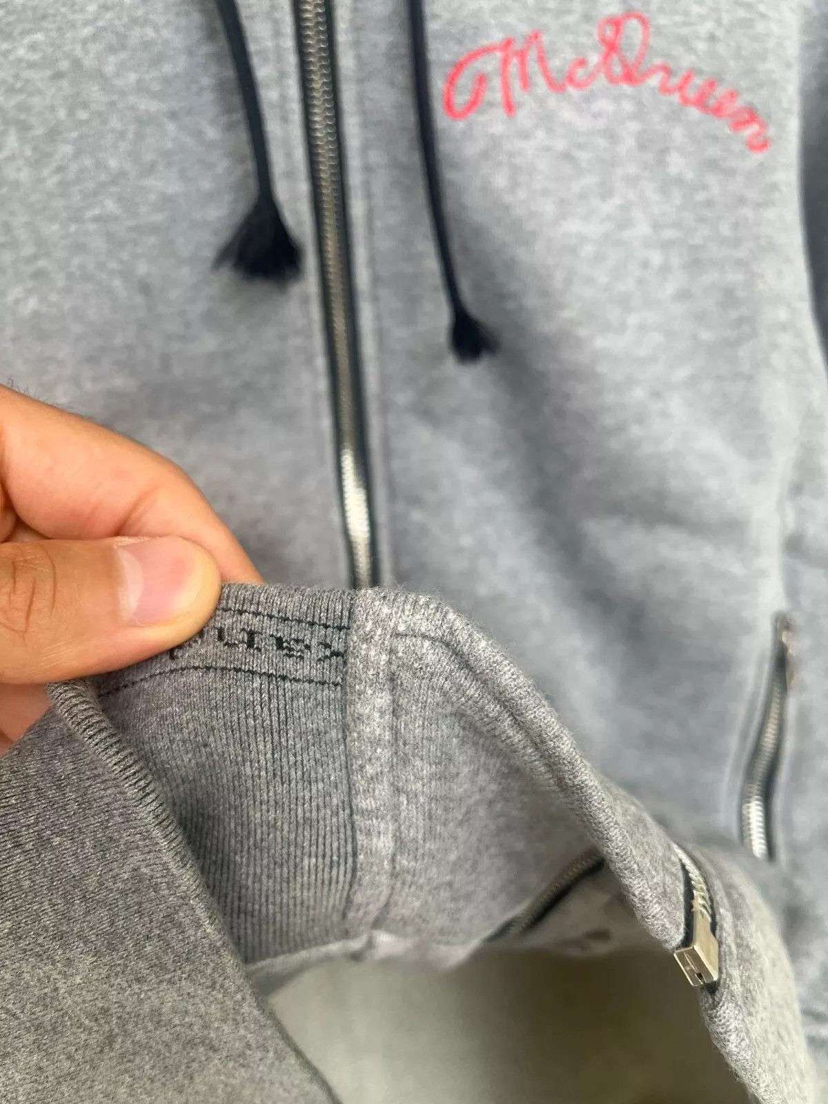 Alexander McQueen o1rshd1 Soft Cotton Logo Embroidered Crewneck Hoodie in Grey Size US M / EU 48-50 / 2 - 5 Thumbnail
