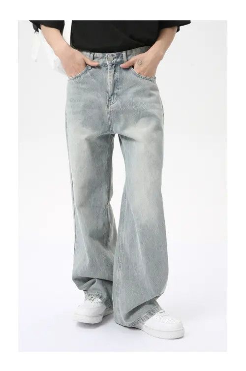 Other Washed light blue straight-leg loose-fitting jeans Size US 32 / EU 48 - 7 Thumbnail