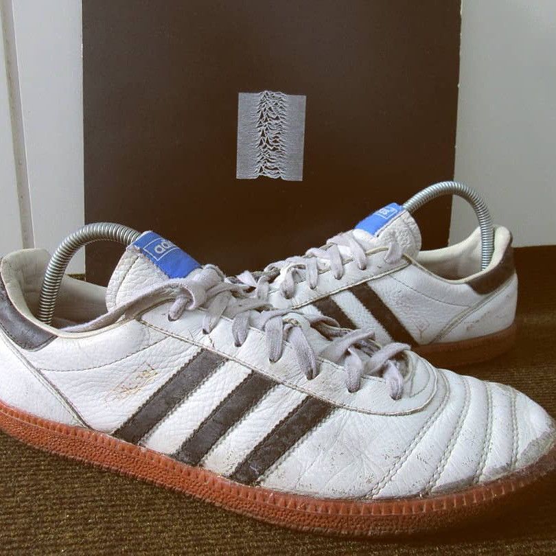 Adidas Adidas Votary Trainner White black stripe GumsoleSize 44 2/3 Size US 11 / EU 44 - 2 Thumbnail