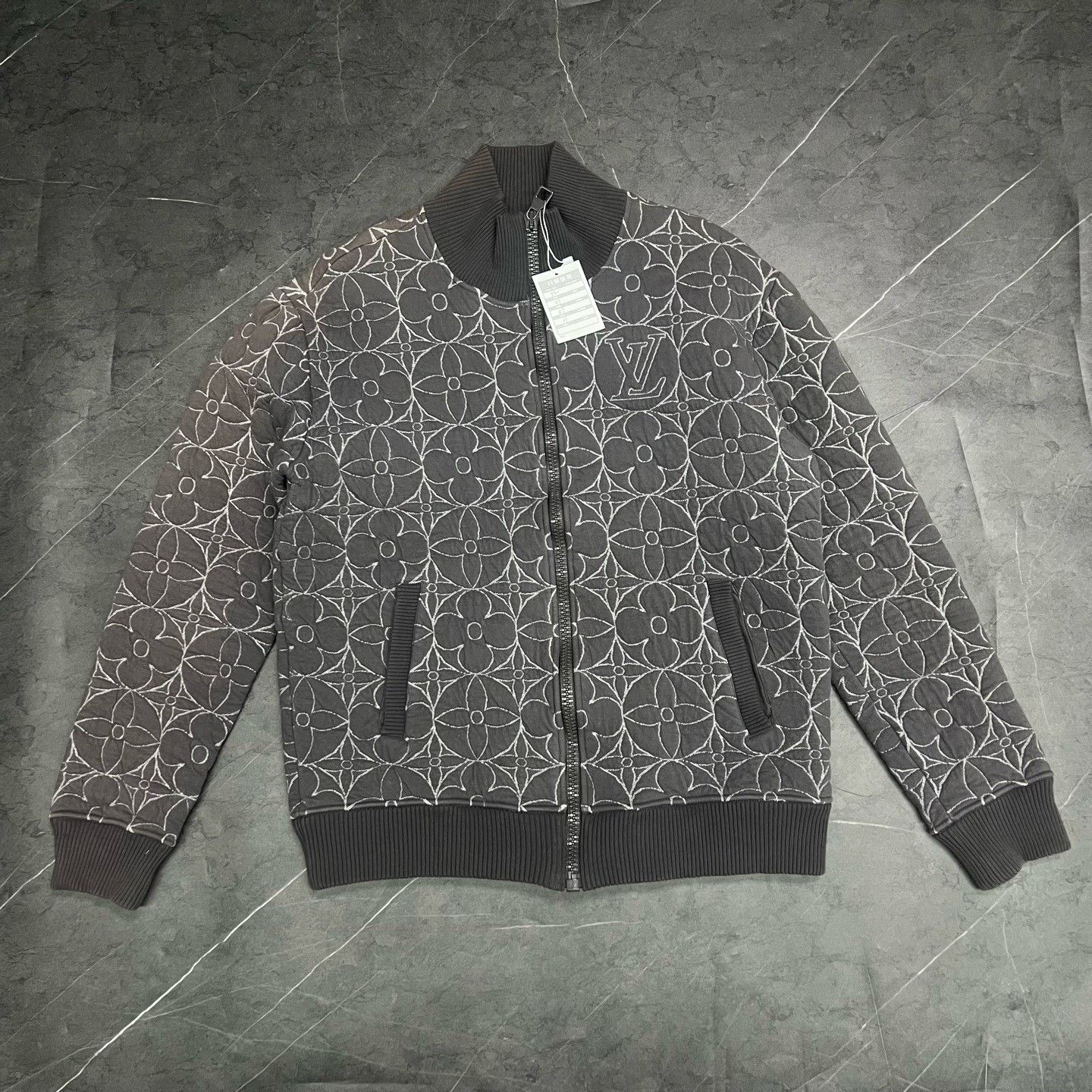 Louis Vuitton Louis Vuitton Cotton Heavy Coat XL Men Size US XL / EU 56 / 4 - 1 Thumbnail