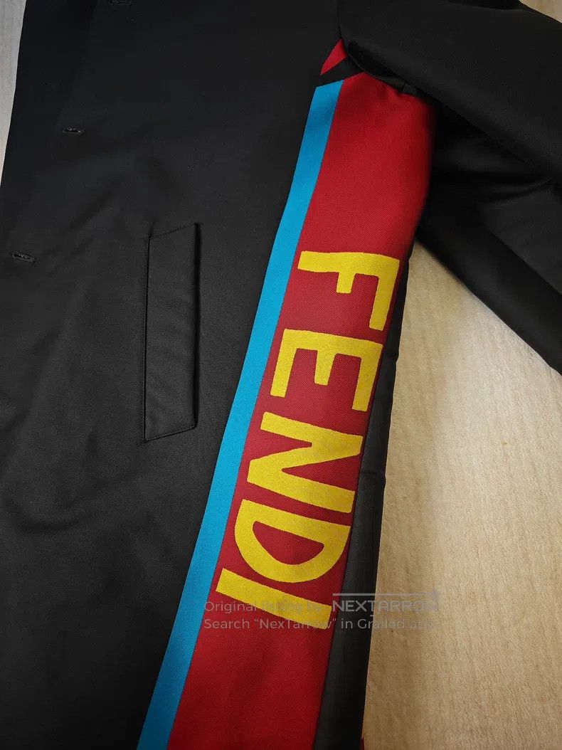 Fendi Fendi Double-sided color-blocked logo coat Size US M / EU 48-50 / 2 - 5 Thumbnail