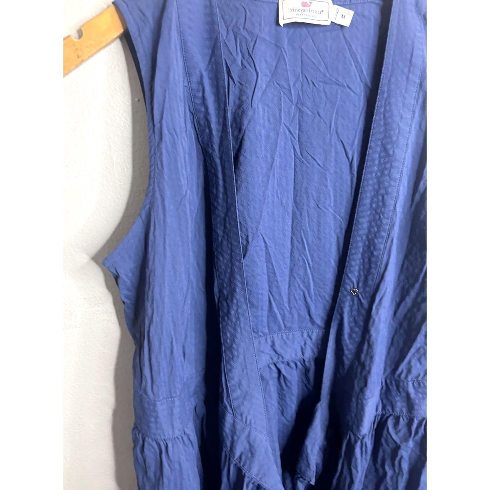 Vineyard Vines Vineyard Vines Performance Vest Womens Medium Blue Tie Front Ruffle Hem Size M / US 6-8 / IT 42-44 - 2 Thumbnail