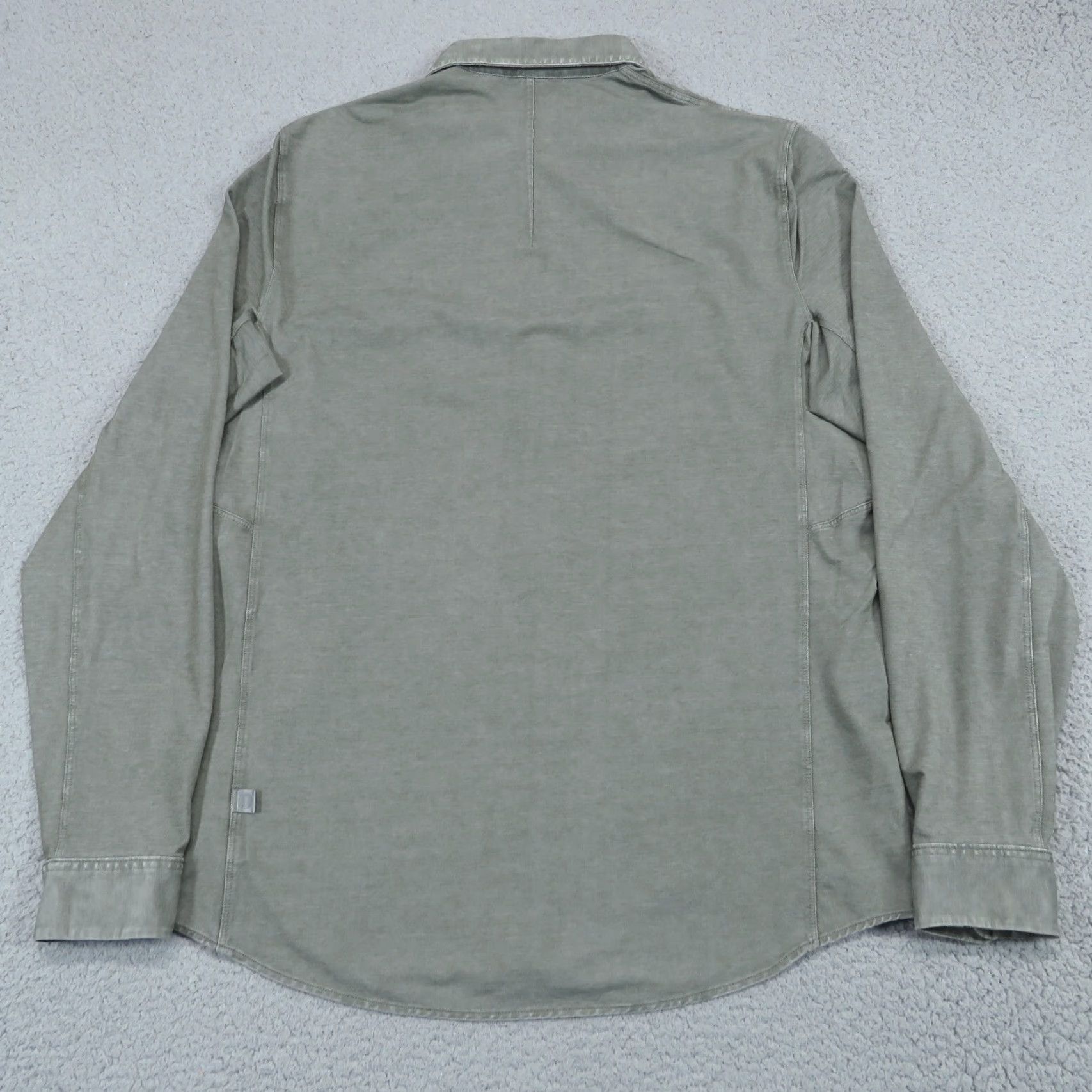 Lululemon Lululemon Shirt Men Small Commission Button Up Tech Enzyme Dye Olive Grey Size US S / EU 44-46 / 1 - 5 Thumbnail