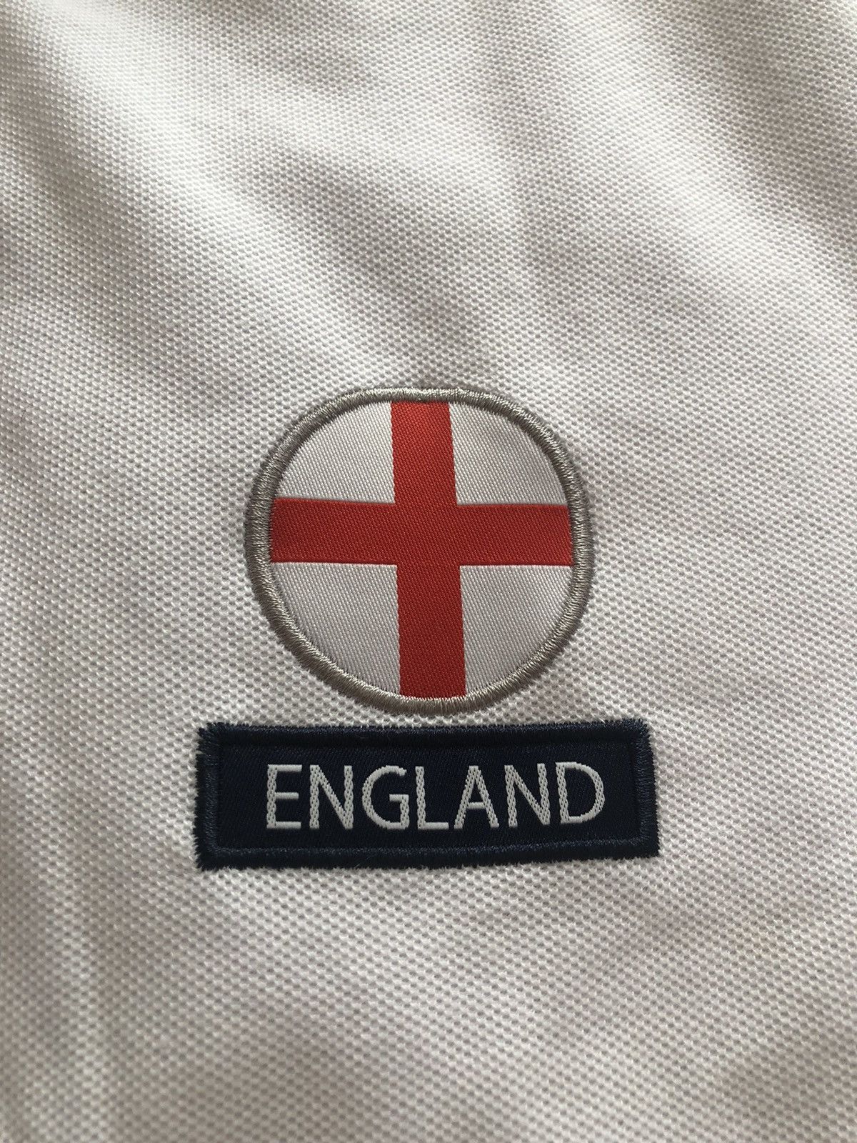 Vintage RARE UEFA EURO 2016 ENGLAND FOOTBALL SOCCER SHIRT JERSEY Size US S / EU 44-46 / 1 - 3 Thumbnail