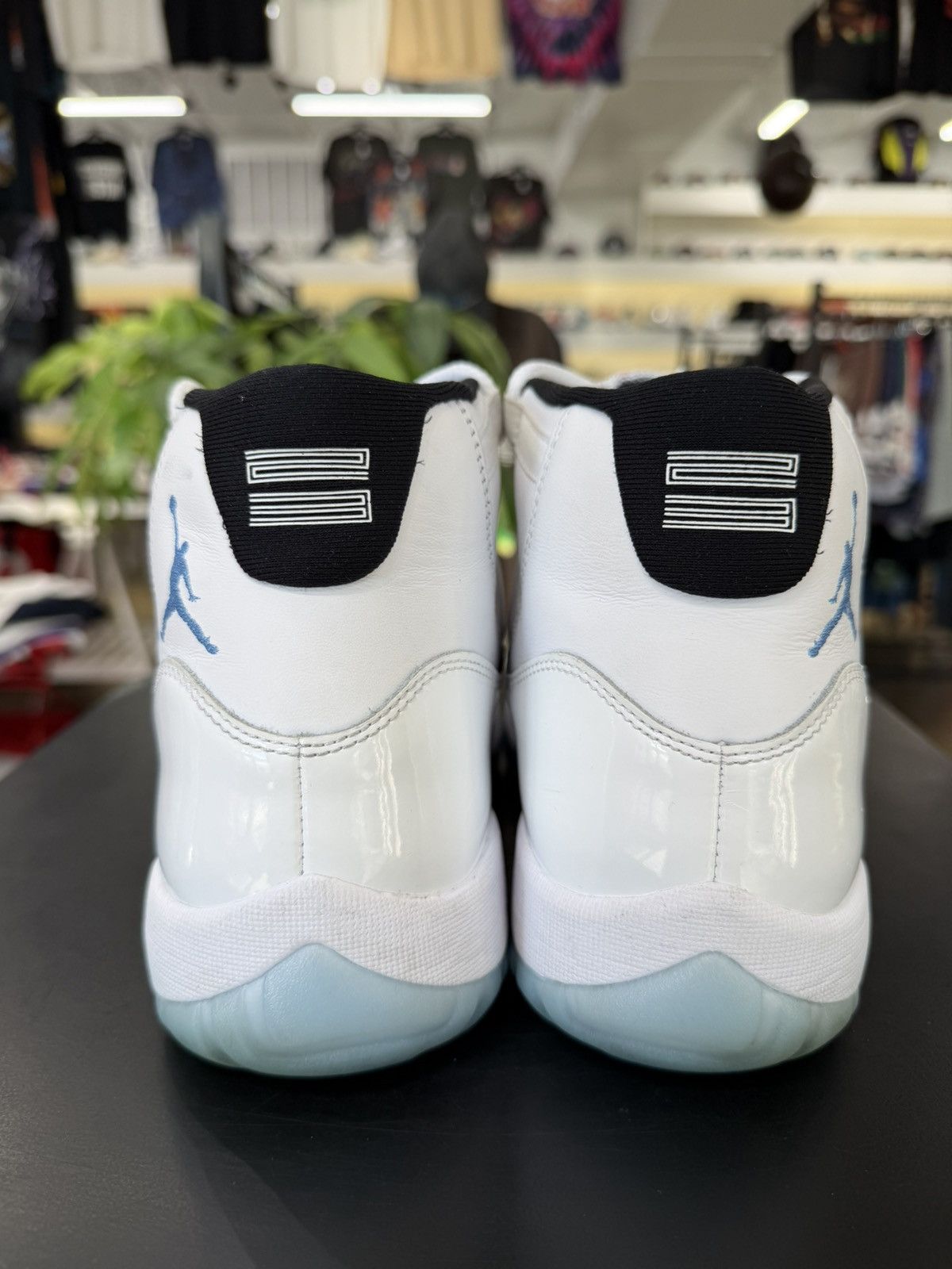 Jordan Brand Air Jordan 11 Legend Blue Size 10.5 (2024) Size US 10.5 / EU 43-44 - 5 Thumbnail
