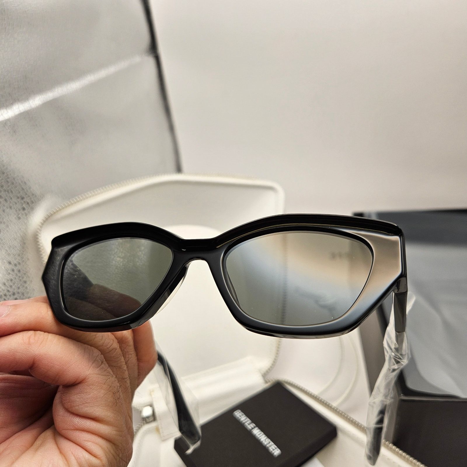 Gentle Monster GENTLE MONSTER X COPPERNI 5G 01 BLACK SUNGLASSES LIMITED ED. Size ONE SIZE - 5 Thumbnail