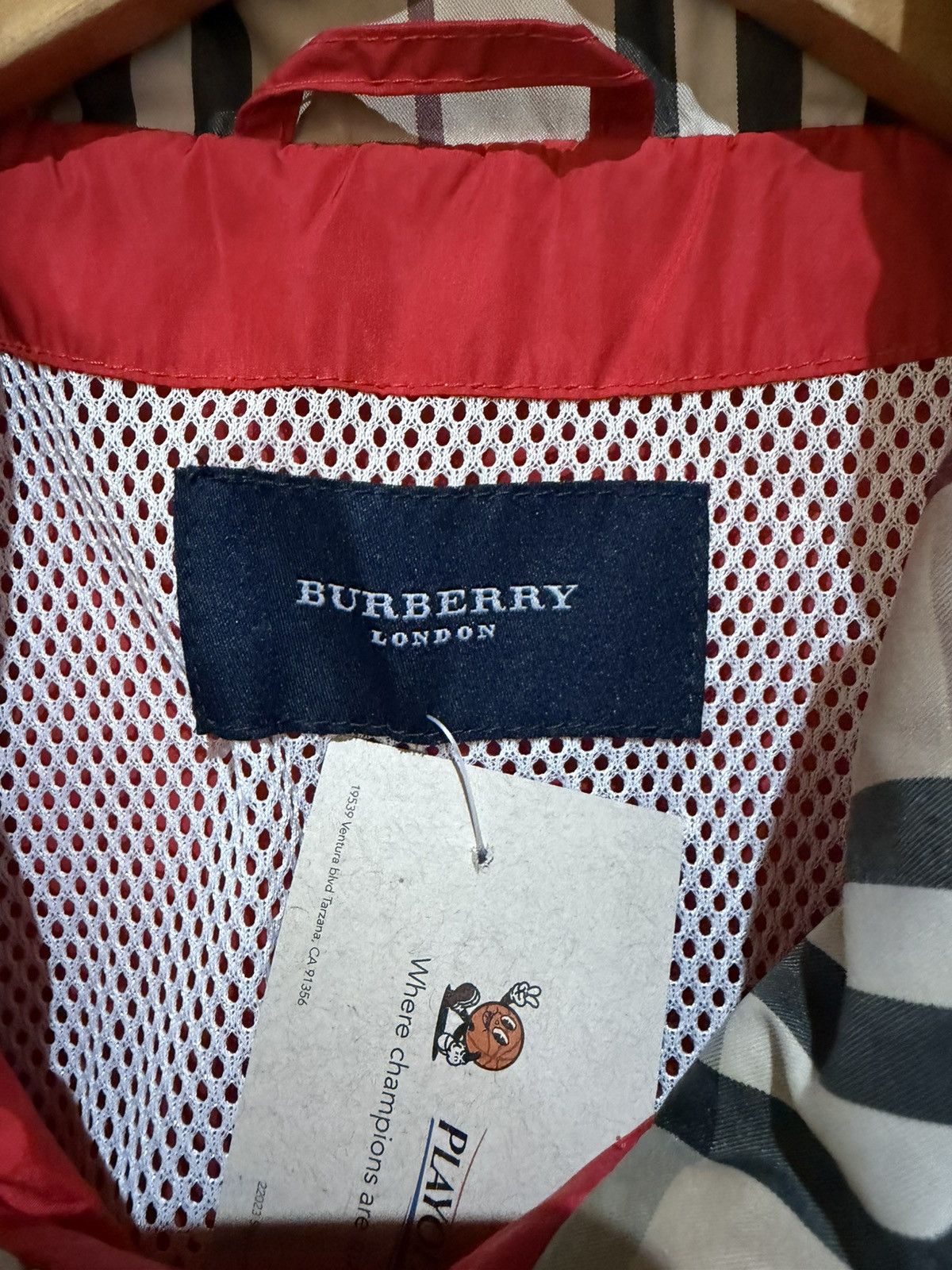 Burberry Burberry Hooded Vest Size US XL / EU 56 / 4 - 5 Thumbnail