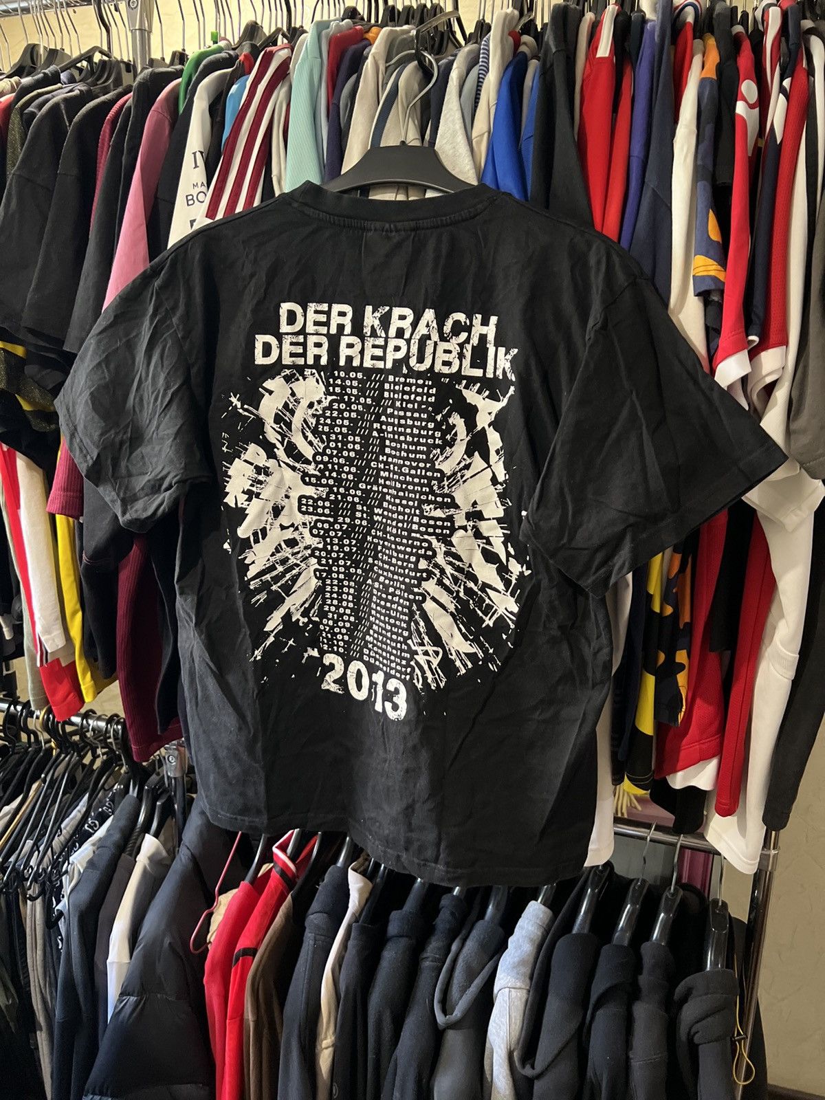 Band Tees × Vintage 2013 VINTAGE DIE TOTEN HOSEN DER KRACH DER REPUBLIK AOP Size US L / EU 52-54 / 3 - 2 Thumbnail