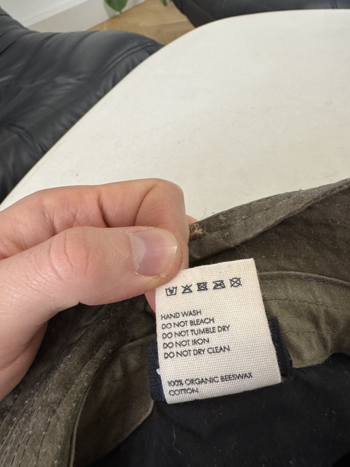Jacquemus Jacquemus Bucket hat Waxed Army Rare Designer Size ONE SIZE - 7 Thumbnail