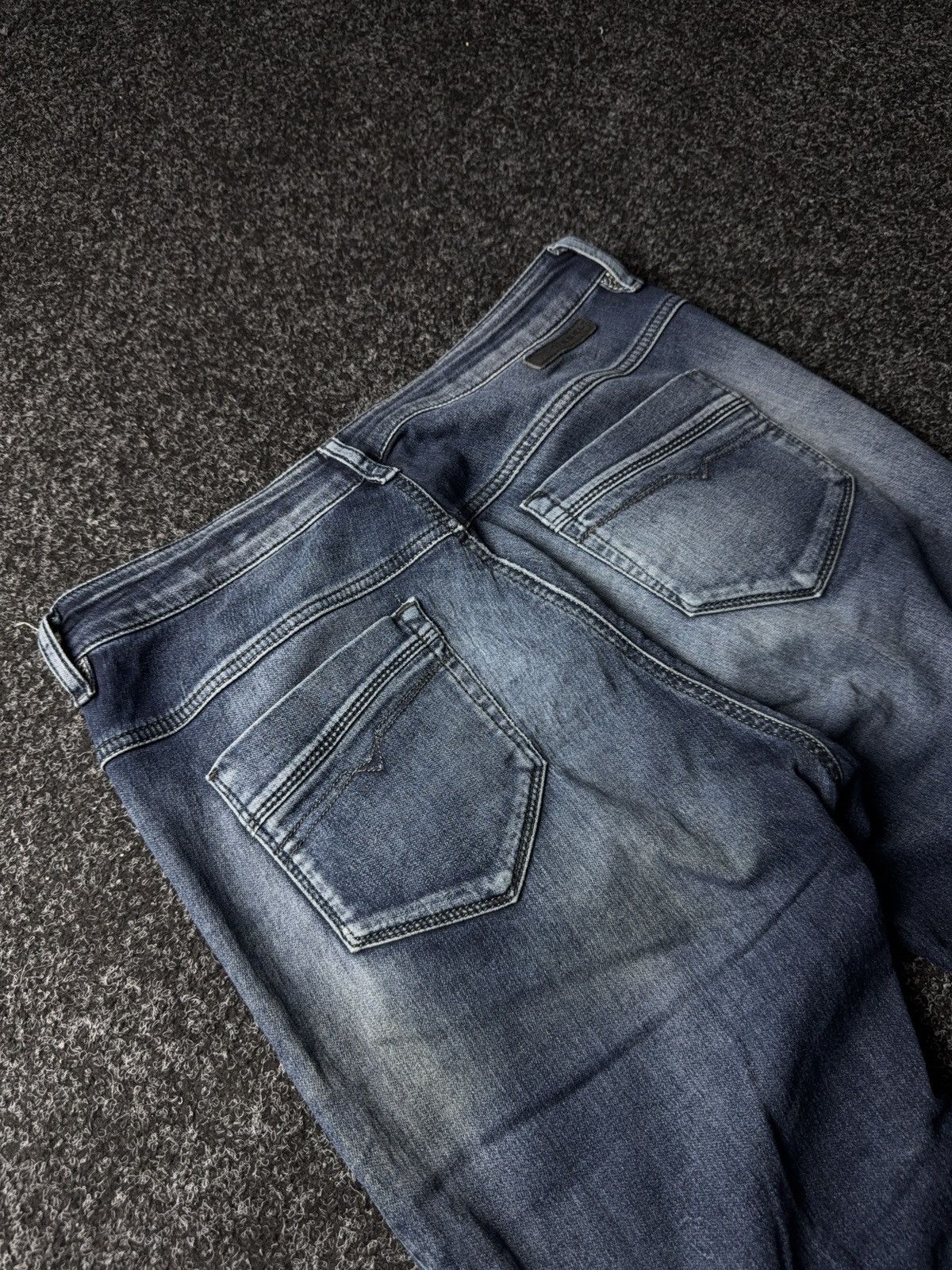 Diesel Luxury Diesel Fayza Vintage Blue Relaxed Tapered Jeans Size 25" / US 0 / IT 36 - 18 Thumbnail