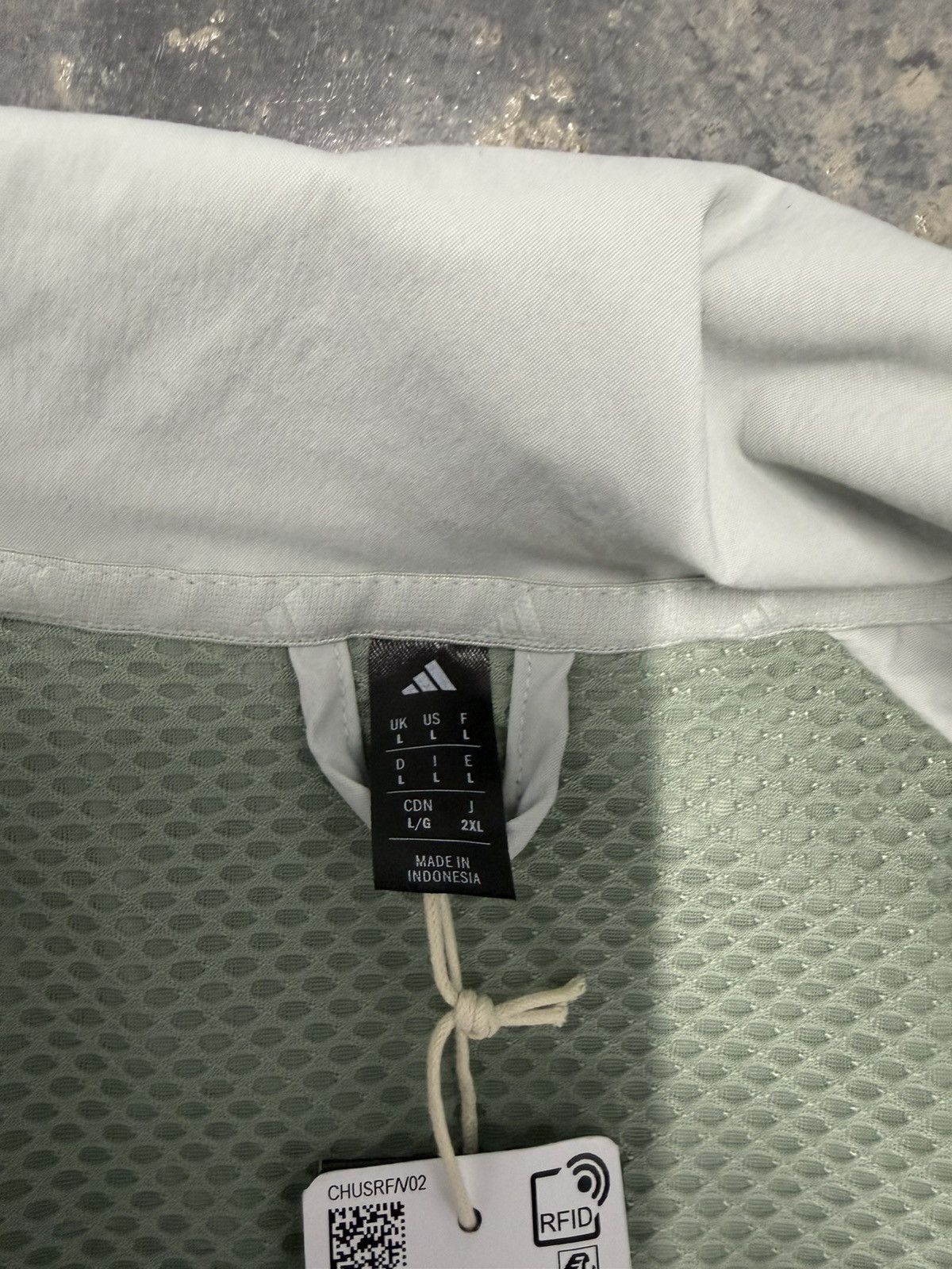 Adidas Brand New Adidas Silver Zip-Up Windbreaker Golf Jacket Sz. L Size US L / EU 52-54 / 3 - 4 Thumbnail