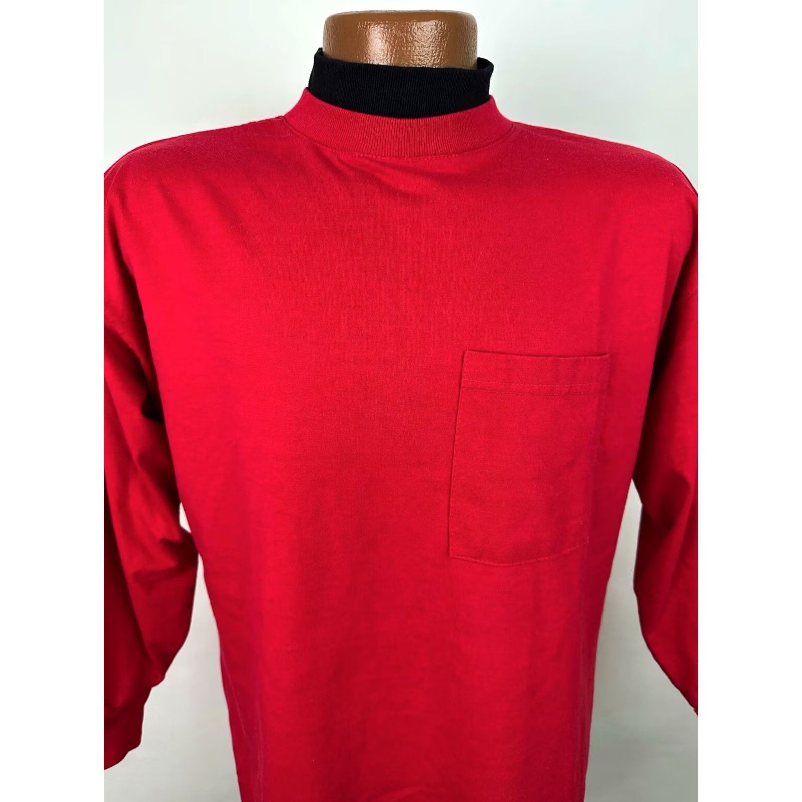 Vintage VINTAGE Freddie Wear Shirt Mens Medium Red Mock Neck Long Sleeve Pocket 80s 90s Retro Grunge - Size US M / EU 48-50 / 2 - 2 Thumbnail
