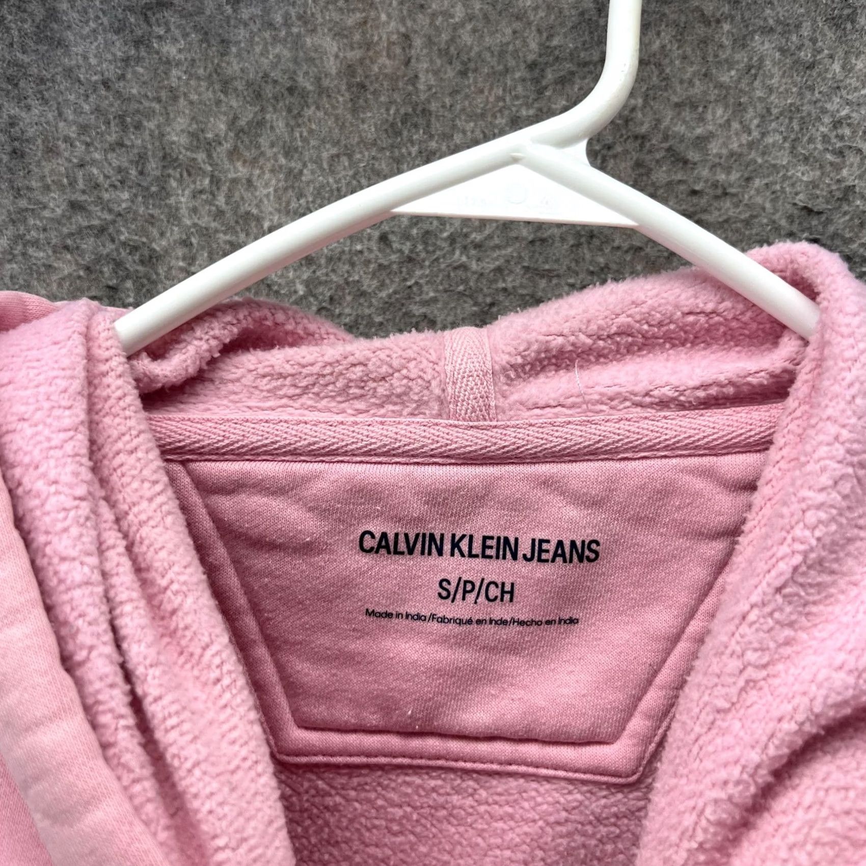 Calvin Klein VINTAGE Calvin Klein Jeans Hoodie Womens Small Pink Logo Fleece Pullover Sweatshirt Size S / US 4 / IT 40 - 6 Thumbnail