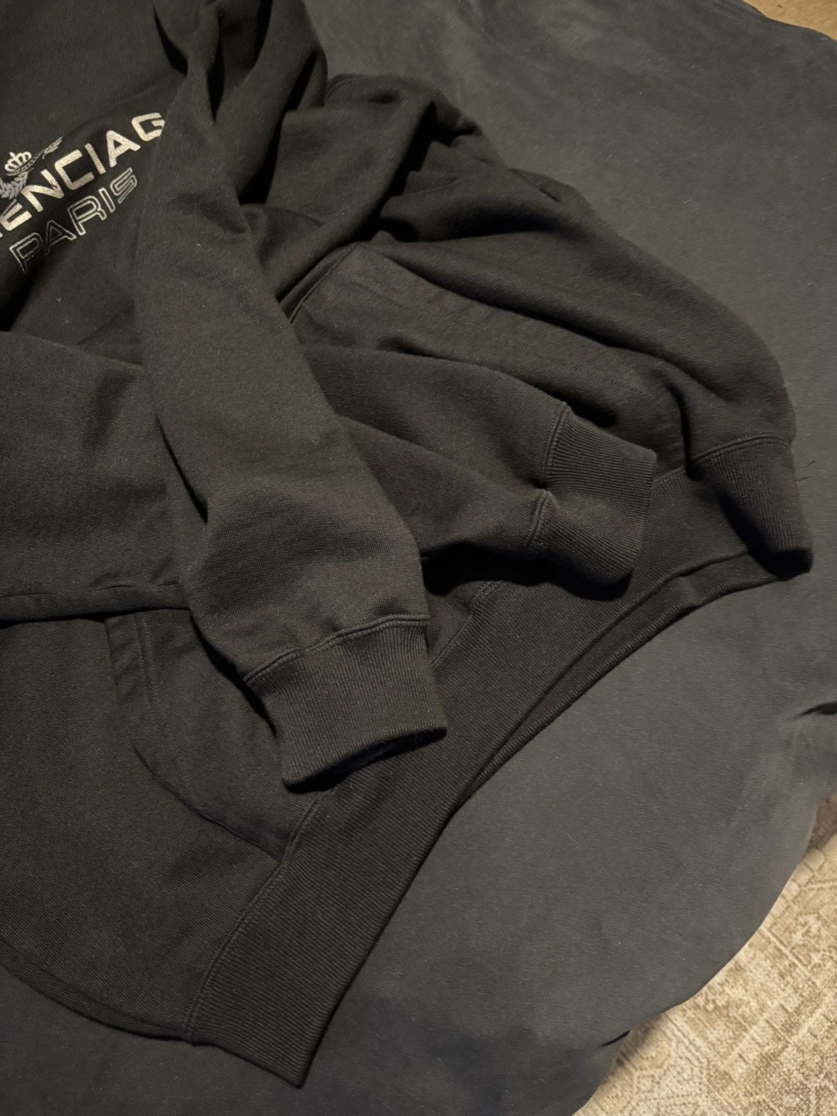 Balenciaga Balenciaga paris black hoodie Size US S / EU 44-46 / 1 - 5 Thumbnail