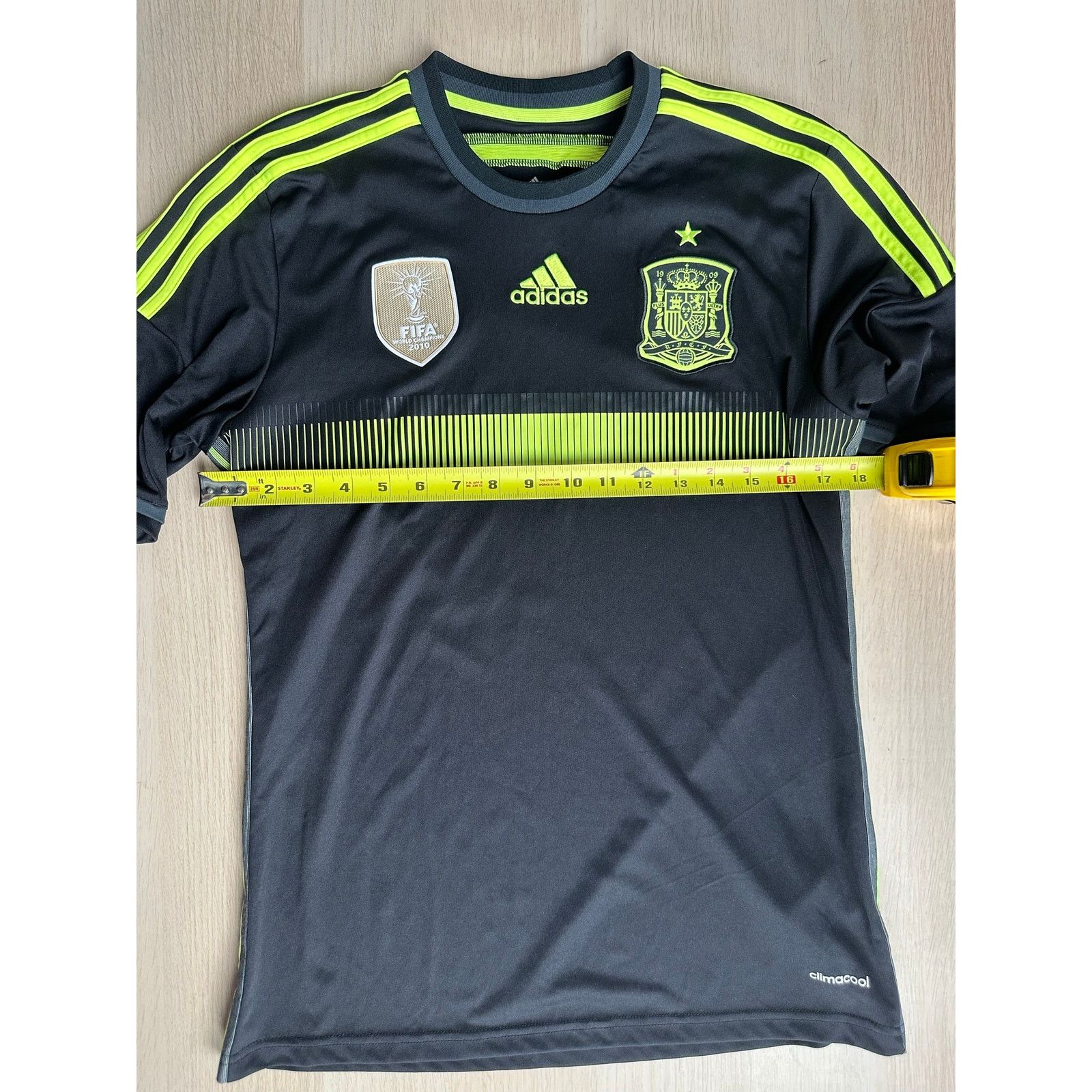 Adidas Rare Adidas x Spain 2014 World Cup Away Jersey - Size S Size US S / EU 44-46 / 1 - 3 Thumbnail