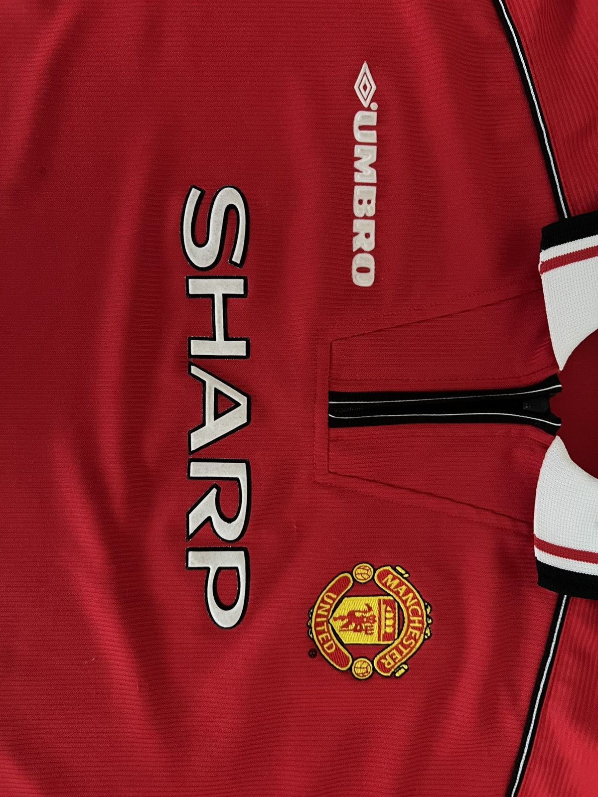 Umbro Manchester United umbro jersey Size US S / EU 44-46 / 1 - 2 Thumbnail