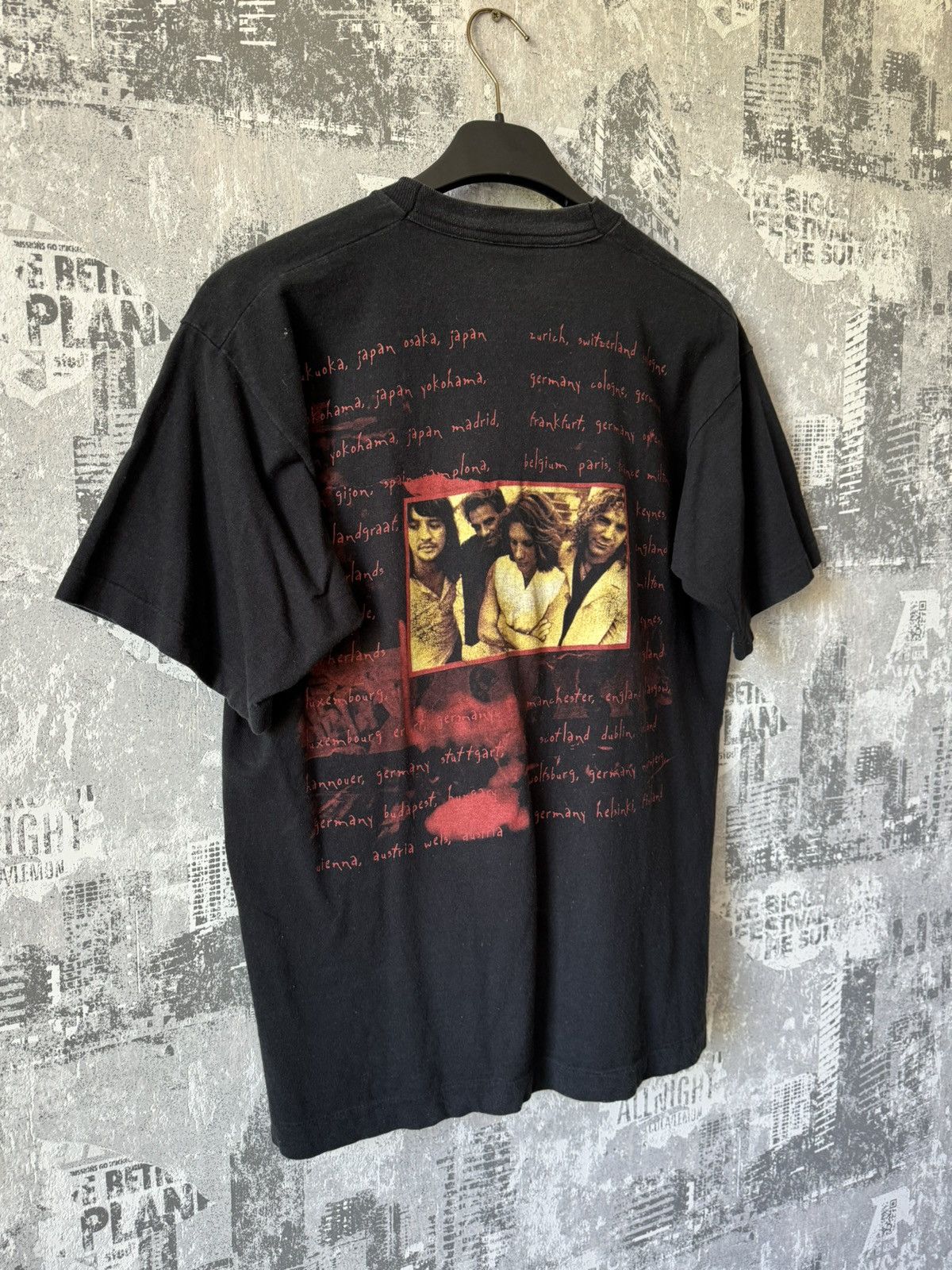 Band Tees Bon Jovi 1991 Vintage T-Shirt Size US M / EU 48-50 / 2 - 2 Thumbnail
