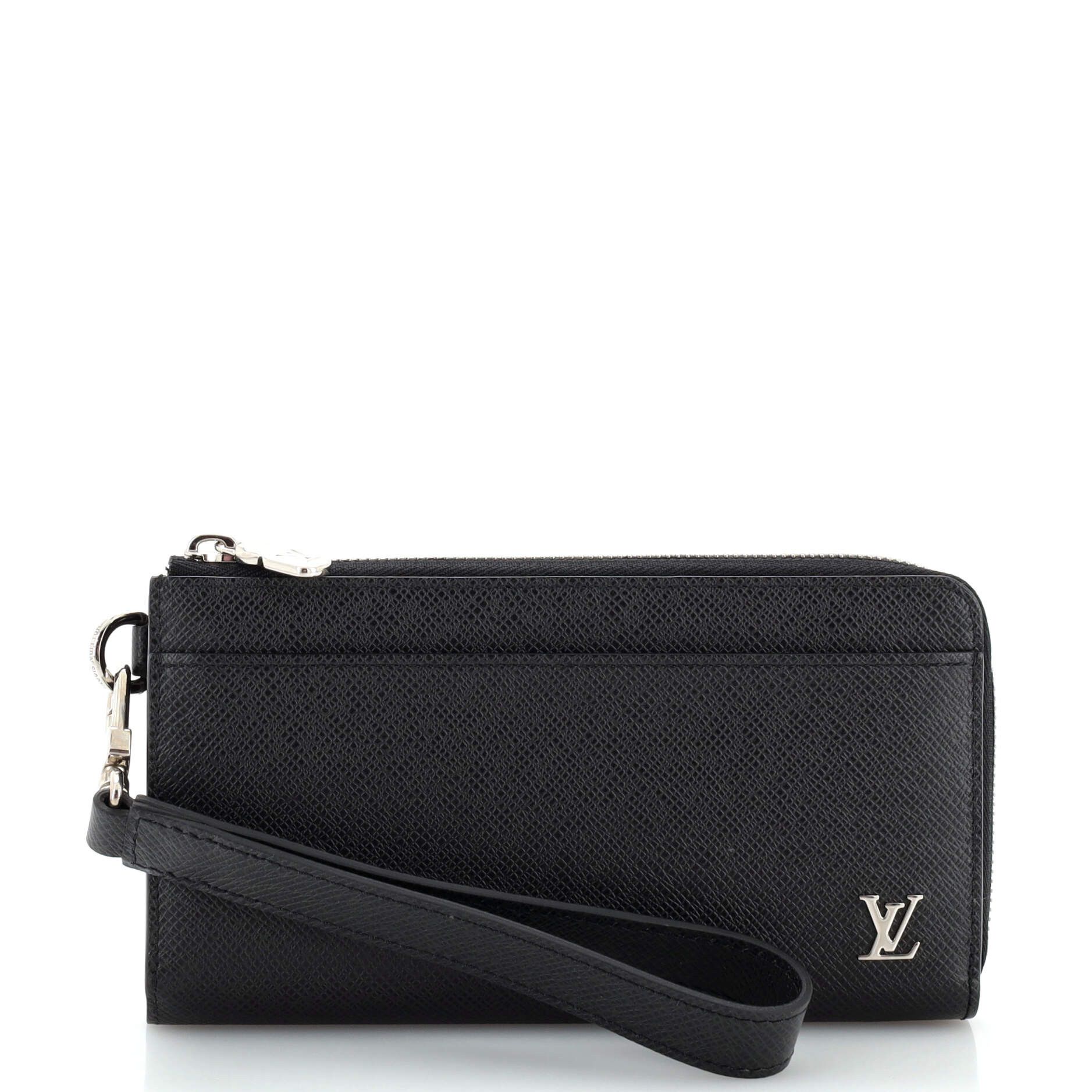 image of Louis Vuitton Zippy Dragonne Wallet Taiga Leather None in Black, Women's