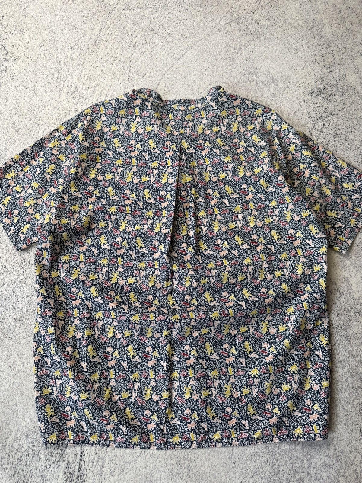 Japanese Brand Lacoste & Keith Haring Monogram Polo Shirt Y2K Size XS / US 0-2 / IT 36-38 - 22 Thumbnail