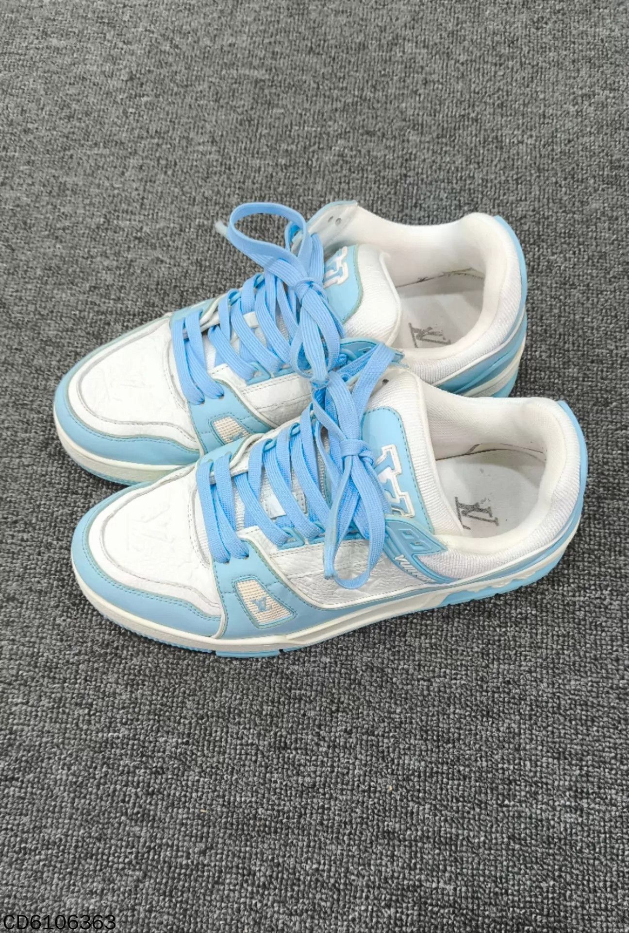 Louis Vuitton LV Sky Blue Trainer 38 Size US 7.5 / IT 37.5 - 1 Thumbnail